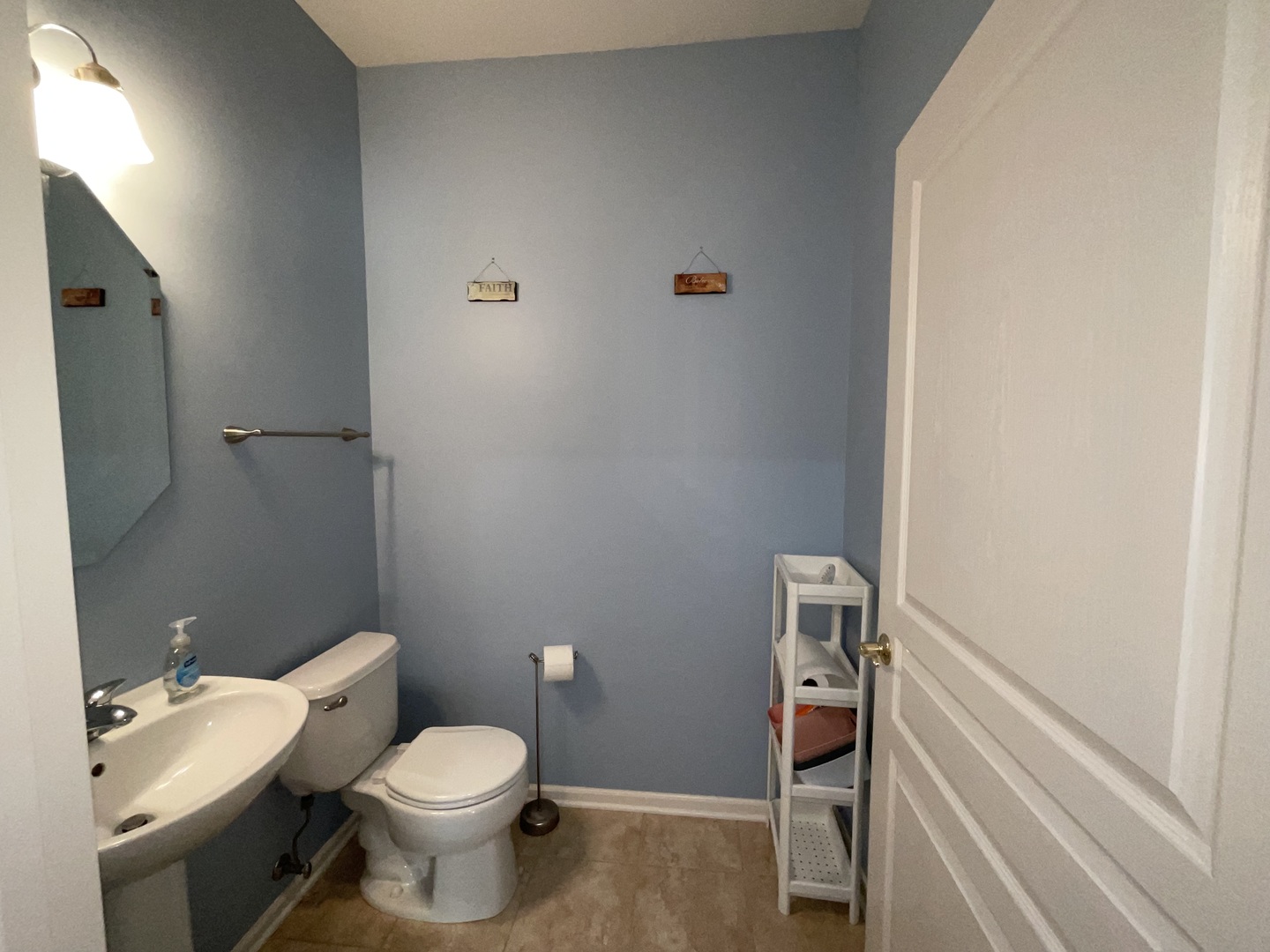 Bolingbrook, Illinois, 60490, United States, 4 Bedrooms Bedrooms, ,3 BathroomsBathrooms,Residential,For Sale,1958387