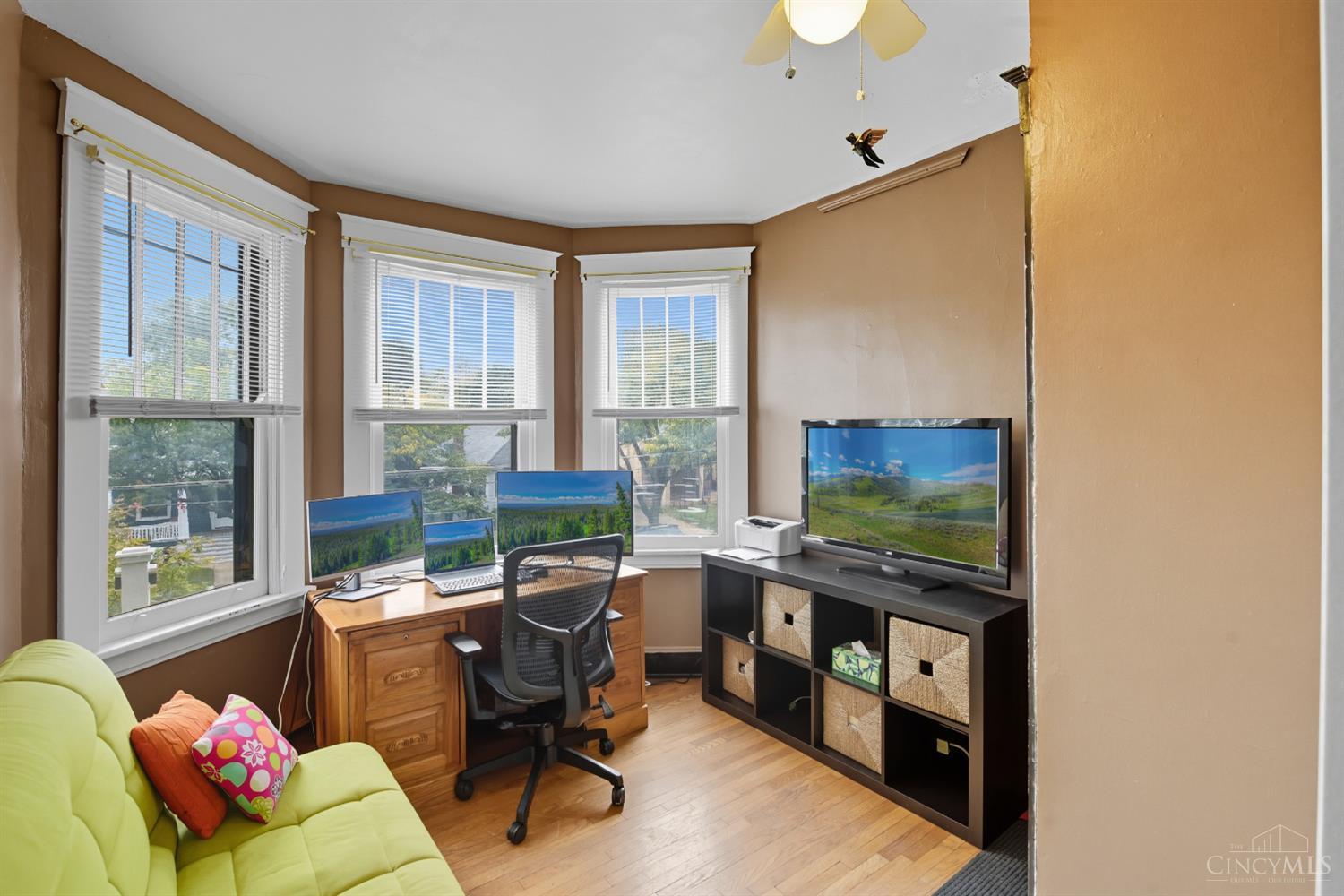 Cincinnati, Ohio, 45209, United States, 5 Bedrooms Bedrooms, ,2 BathroomsBathrooms,Residential,For Sale,1966693