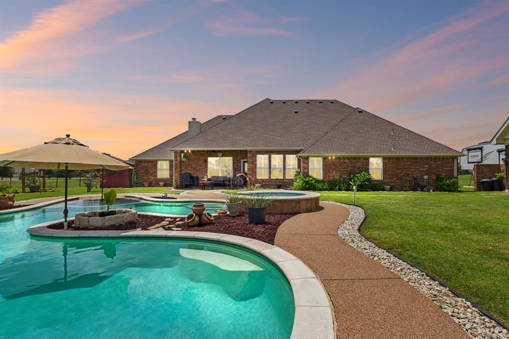 Haslet, Texas, 76052, United States, 4 Bedrooms Bedrooms, ,4 BathroomsBathrooms,Residential,For Sale,1942708