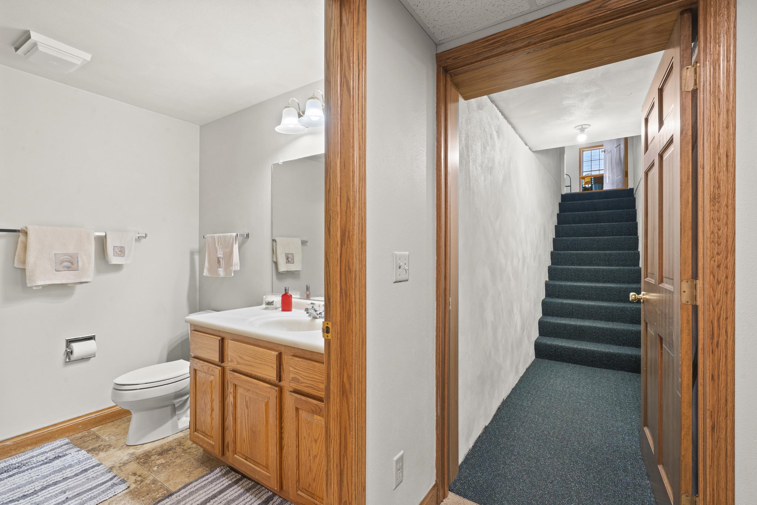 Appleton, Wisconsin, 54915, United States, 4 Bedrooms Bedrooms, ,4 BathroomsBathrooms,Residential,For Sale,1921997