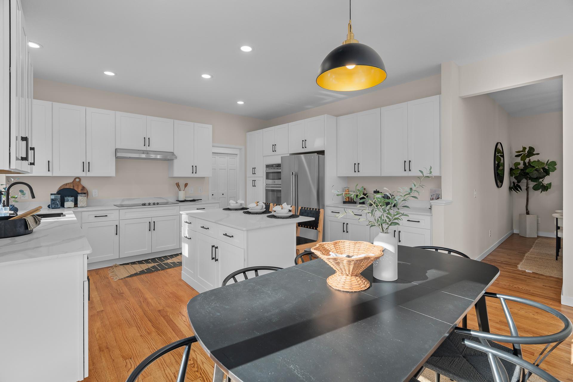 Eden Prairie, Minnesota, 55347, United States, 4 Bedrooms Bedrooms, ,4 BathroomsBathrooms,Residential,For Sale,1993292