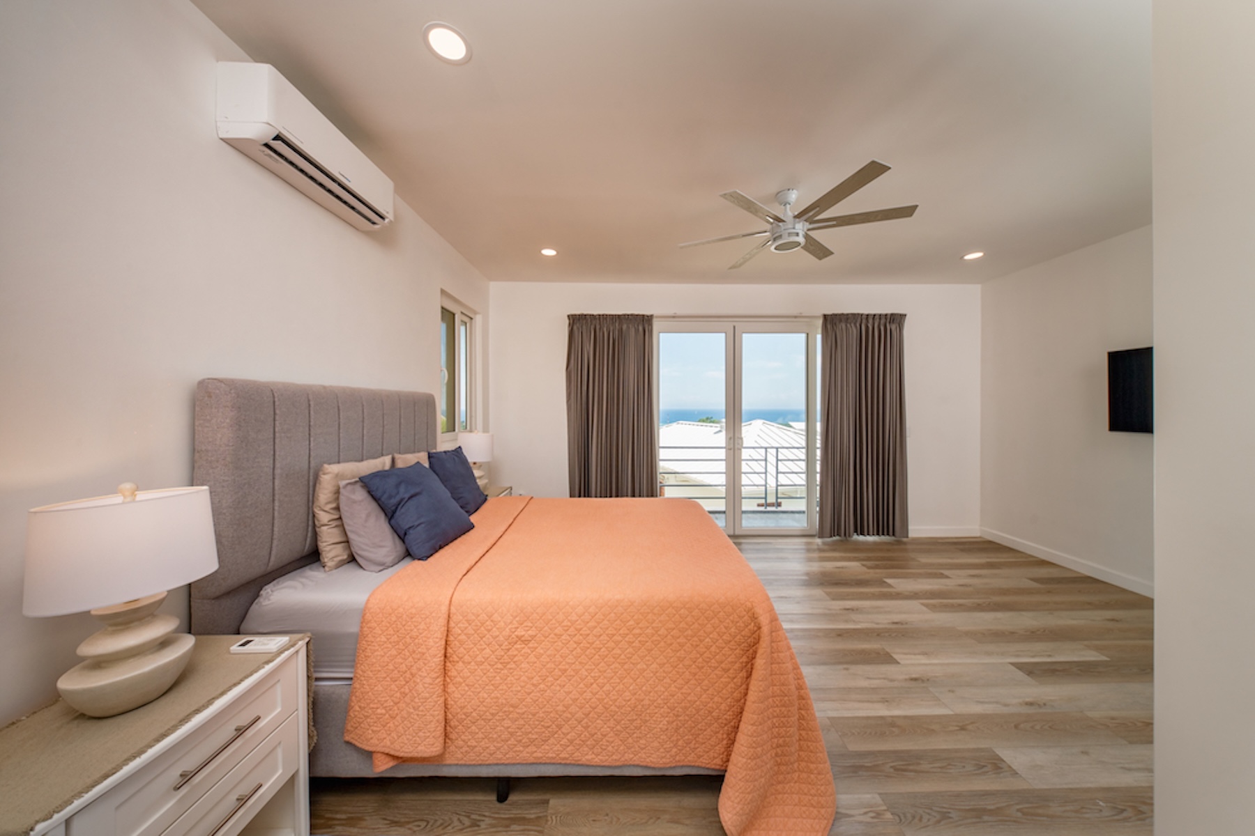  Stunning Coral Reef View Executive Home with Guesthouse - 物件實景