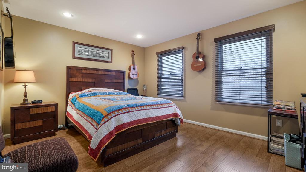 Huntingdon Valley, Pennsylvania, 19006, United States, 4 Bedrooms Bedrooms, ,4 BathroomsBathrooms,Residential,For Sale,1992077