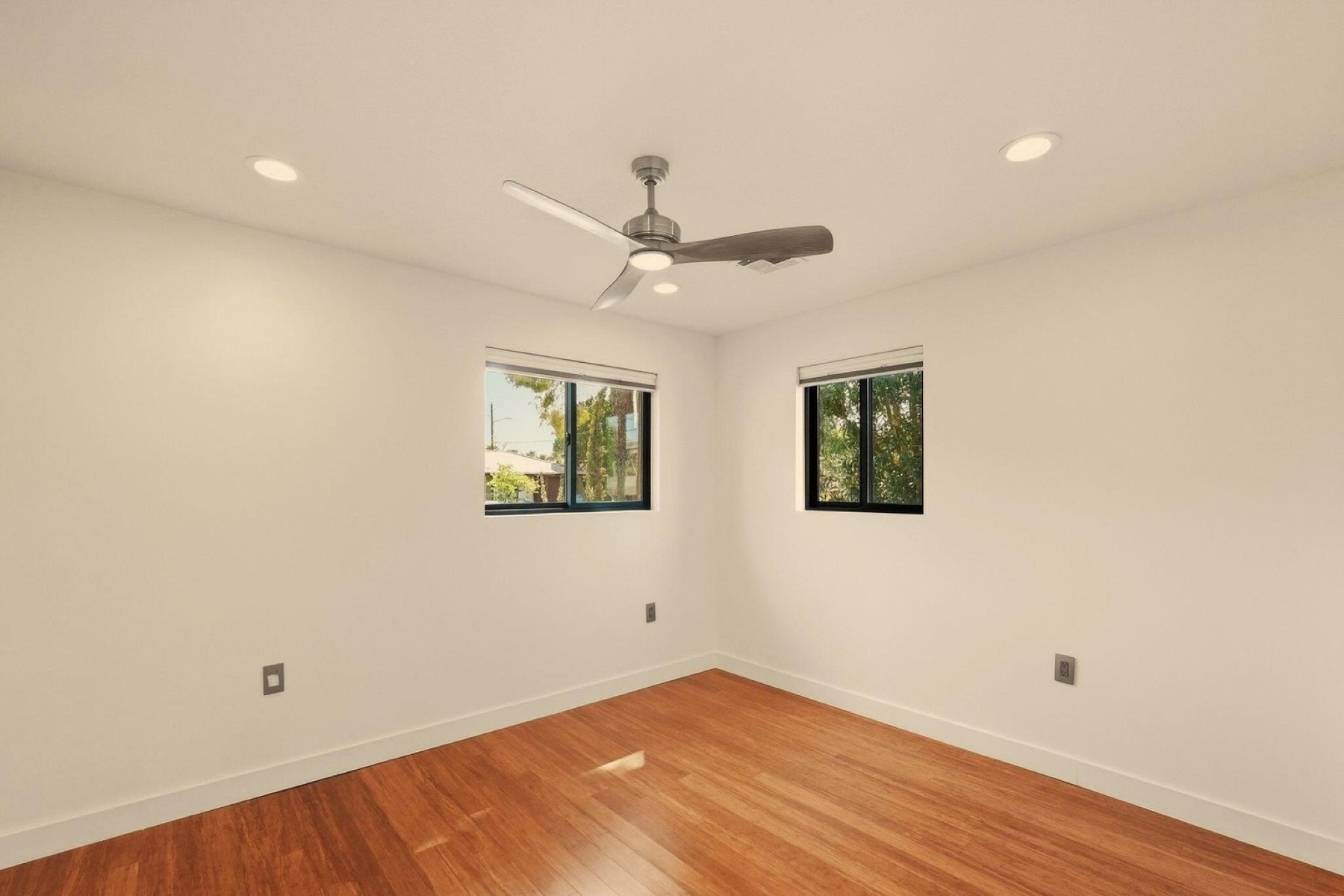 2208 E Turney Avenue ¦Phoenix, AZ - 物件實景