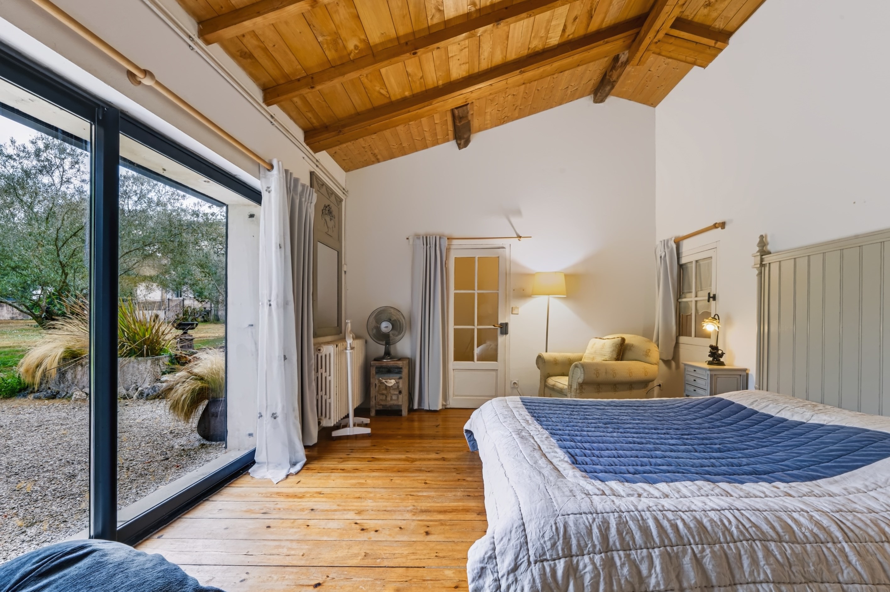  The privilege of a centuries-old estate, the elegance of a refined way of life,… - 物件實景