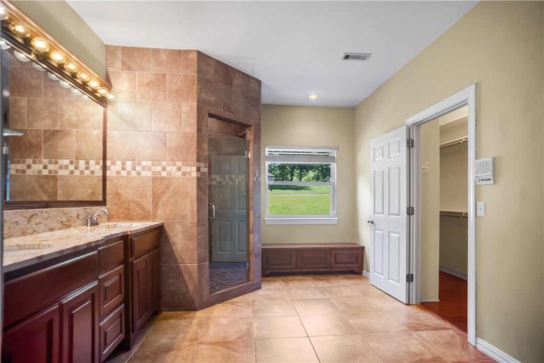 Lake Rd, Springdale, AR 72764 #1