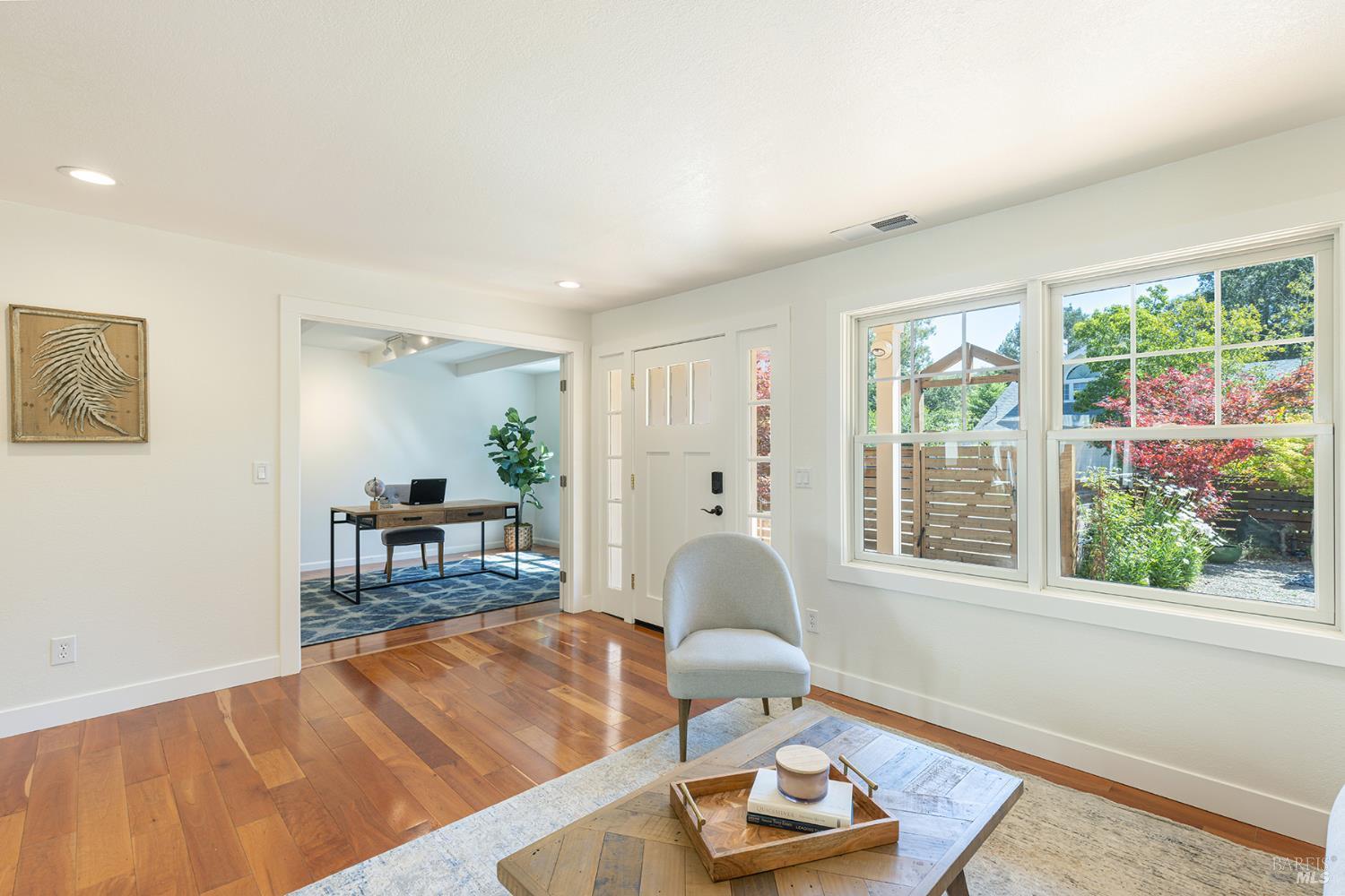 Glen Ellen, California, 95442, United States, 4 Bedrooms Bedrooms, ,3 BathroomsBathrooms,Residential,For Sale,1904205
