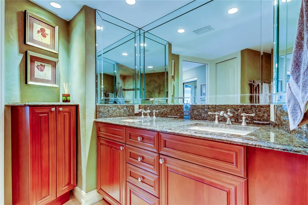Tierra Verde, Florida, 33715, United States, 2 Bedrooms Bedrooms, ,3 BathroomsBathrooms,Residential,For Sale,1720834