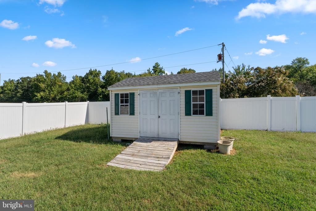 Fredericksburg, Virginia, 22408, United States, 4 Bedrooms Bedrooms, ,4 BathroomsBathrooms,Residential,For Sale,1932682