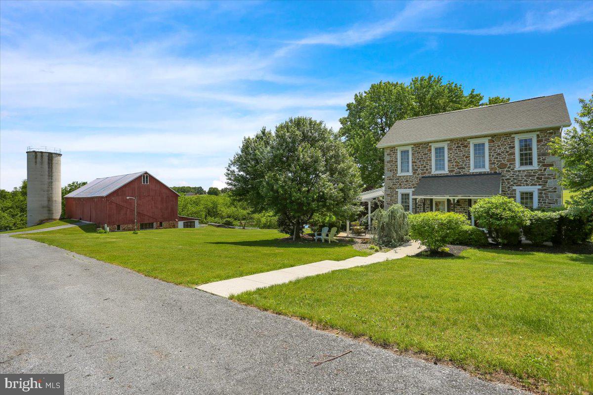 Mohrsville, Pennsylvania, 19541, United States, 4 Bedrooms Bedrooms, ,2 BathroomsBathrooms,Residential,For Sale,1827431