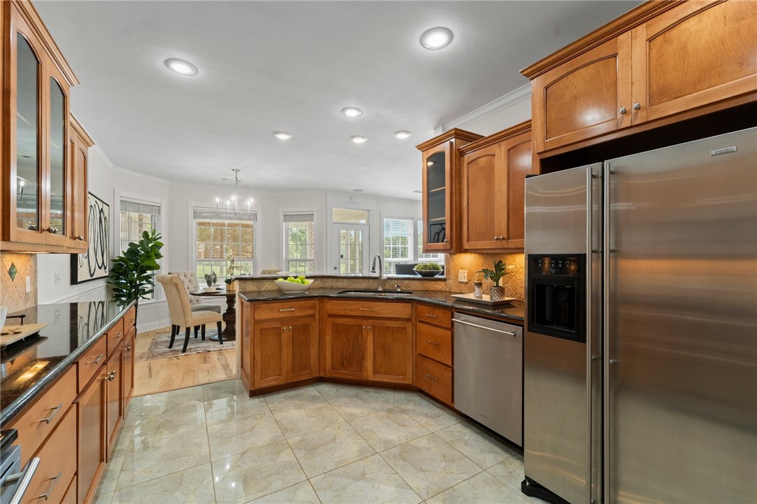 Fayetteville, Arkansas, 72701, United States, 5 Bedrooms Bedrooms, ,4 BathroomsBathrooms,Residential,For Sale,1838012