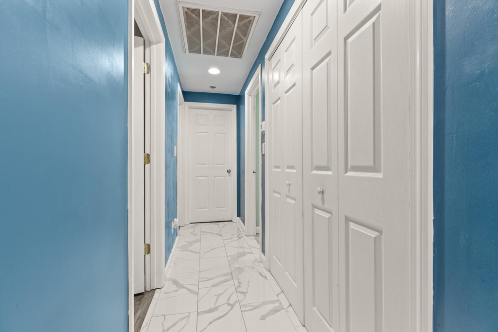 Raynham, Massachusetts, 02767, United States, 3 Bedrooms Bedrooms, ,1 BathroomBathrooms,Residential,For Sale,1918032