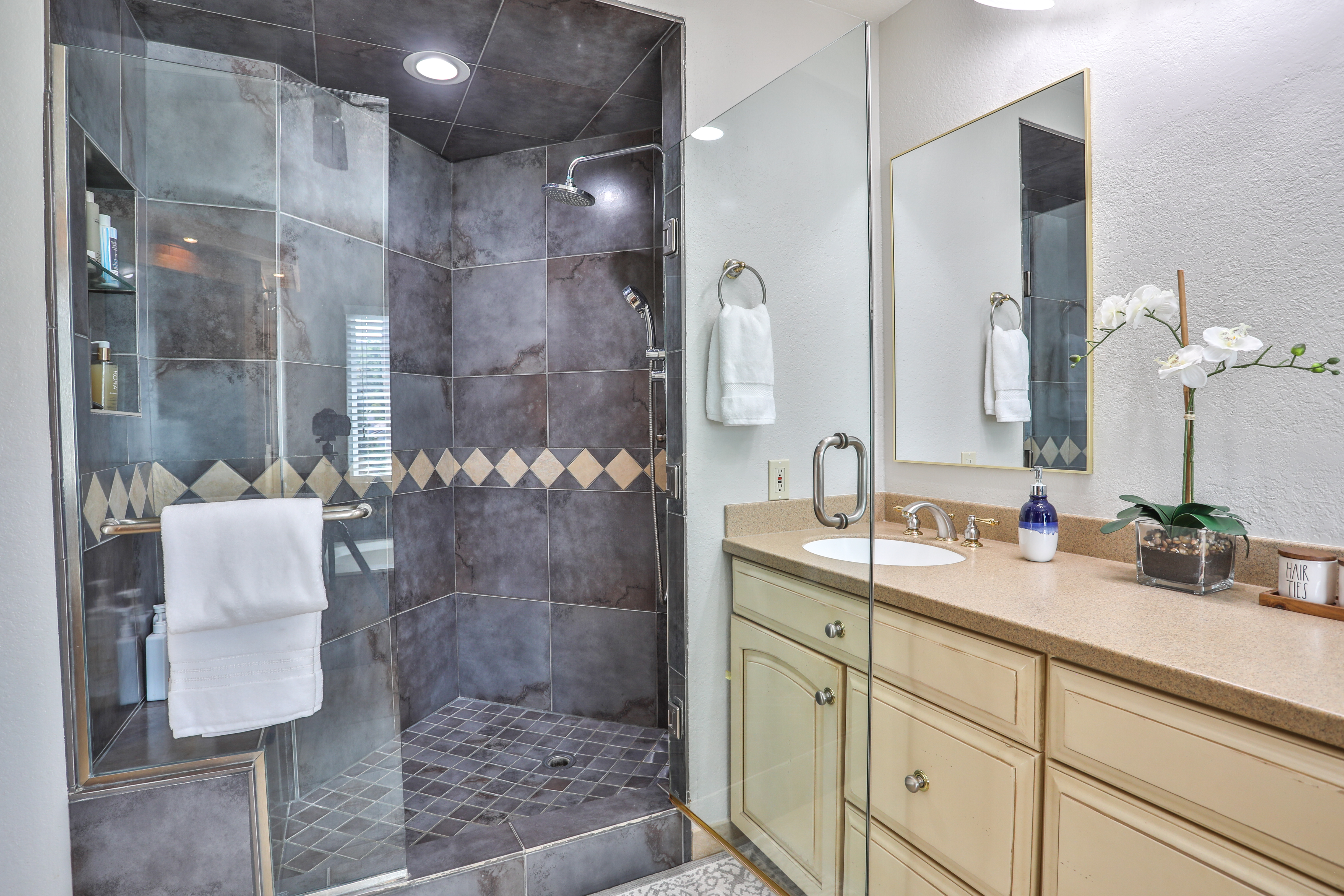  13989 Royal Melbourne Square, San Diego, CA 92128 - 物件實景