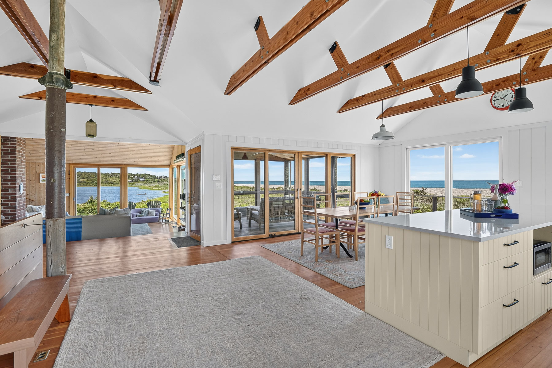  Sweeping Views of the Atlantic Ocean and Stonewall Pond - 物件實景