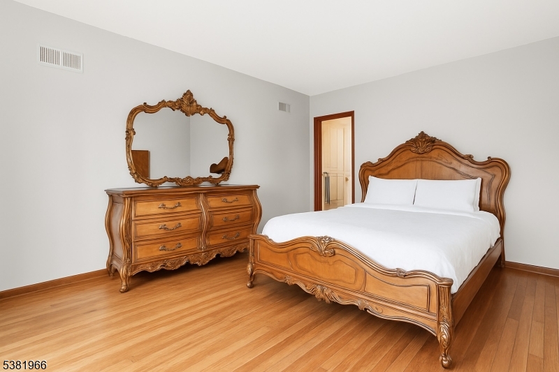 Pequannock Twp., New Jersey, 07444, United States, 3 Bedrooms Bedrooms, ,2 BathroomsBathrooms,Residential,For Sale,1934340