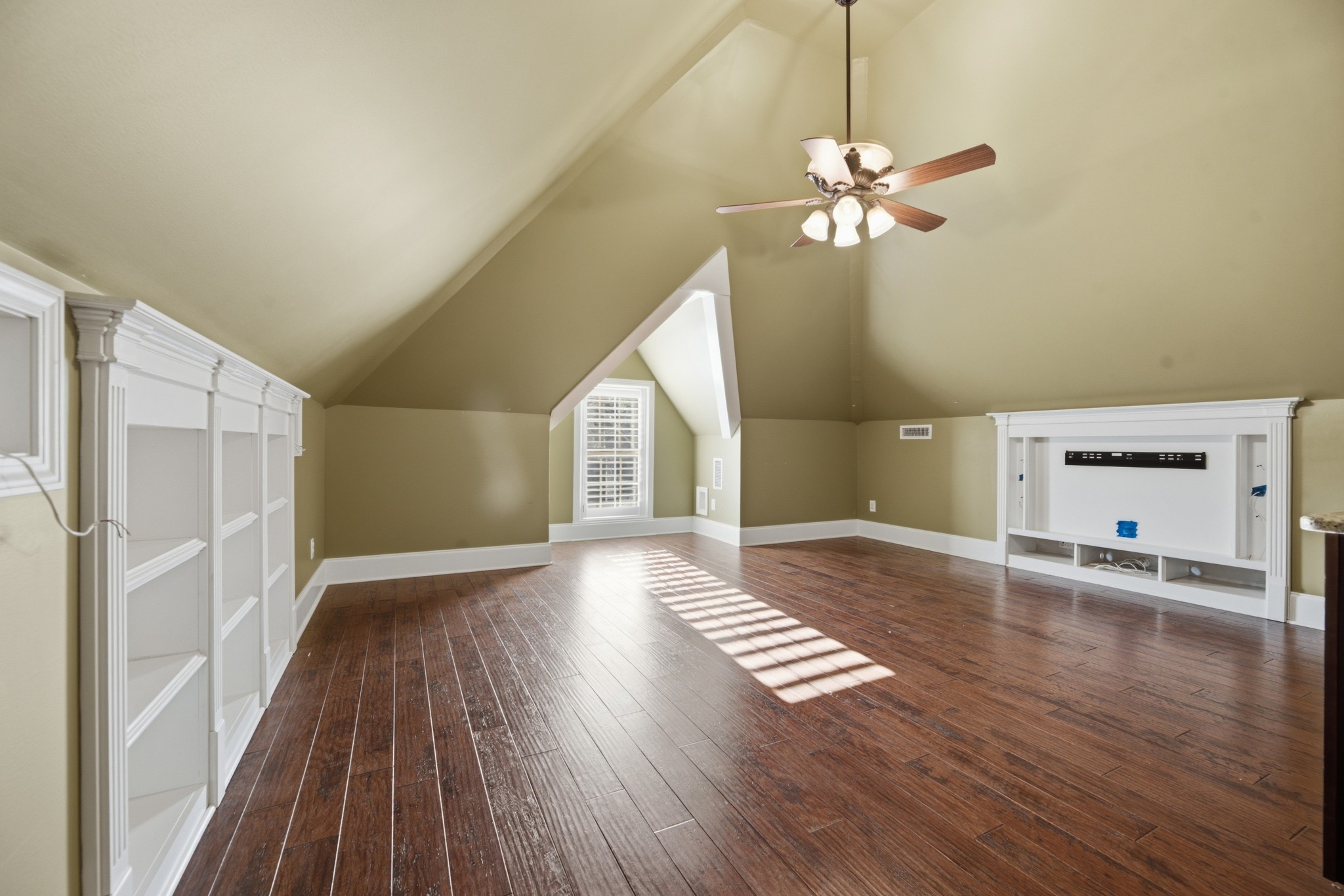  2926 Frank Robinson Dr, Murfreesboro, TN, 37130 - 物件實景