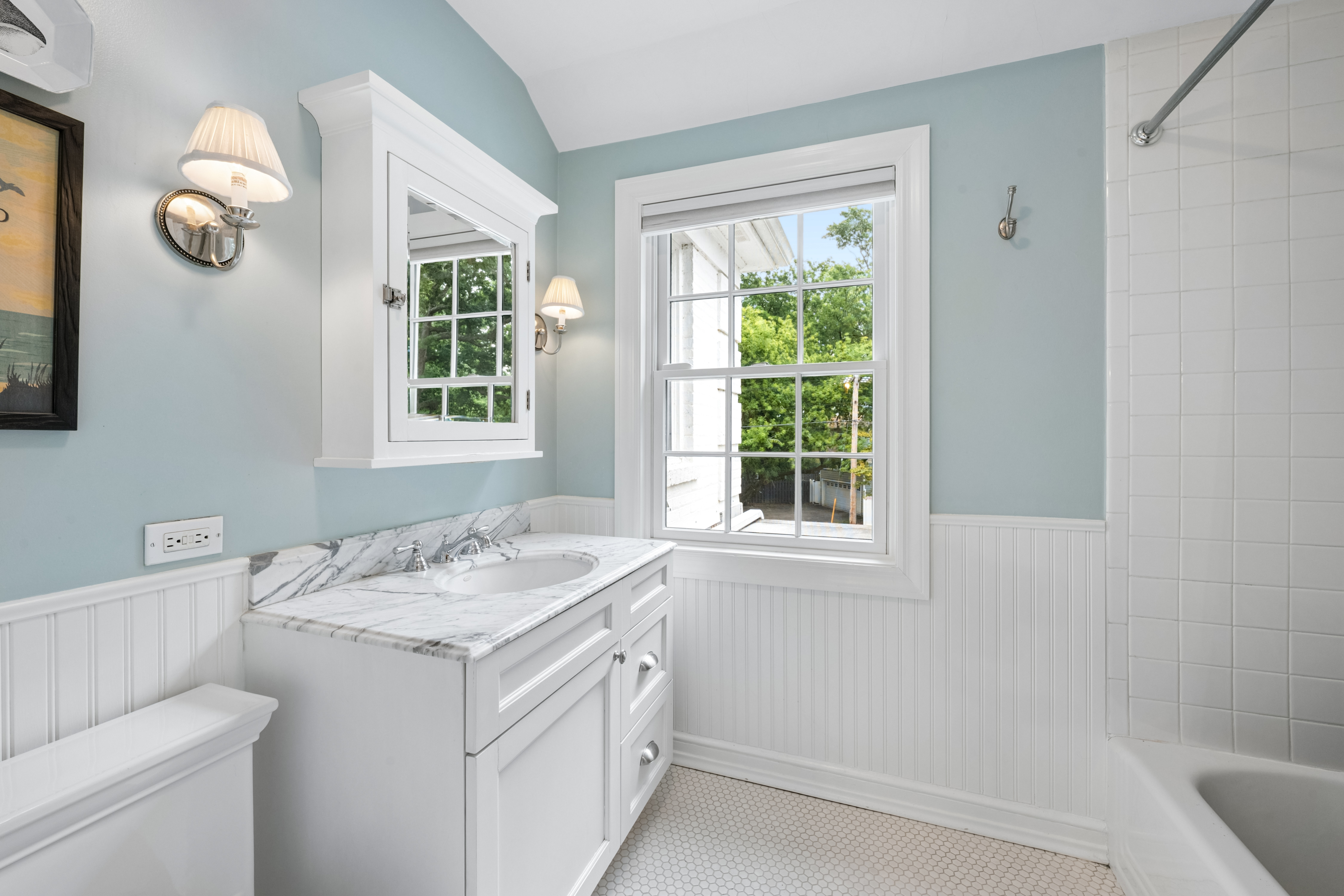  Rare, Fully Renovated, Updated Home Offering Move-In-Ready Luxury - 物件實景