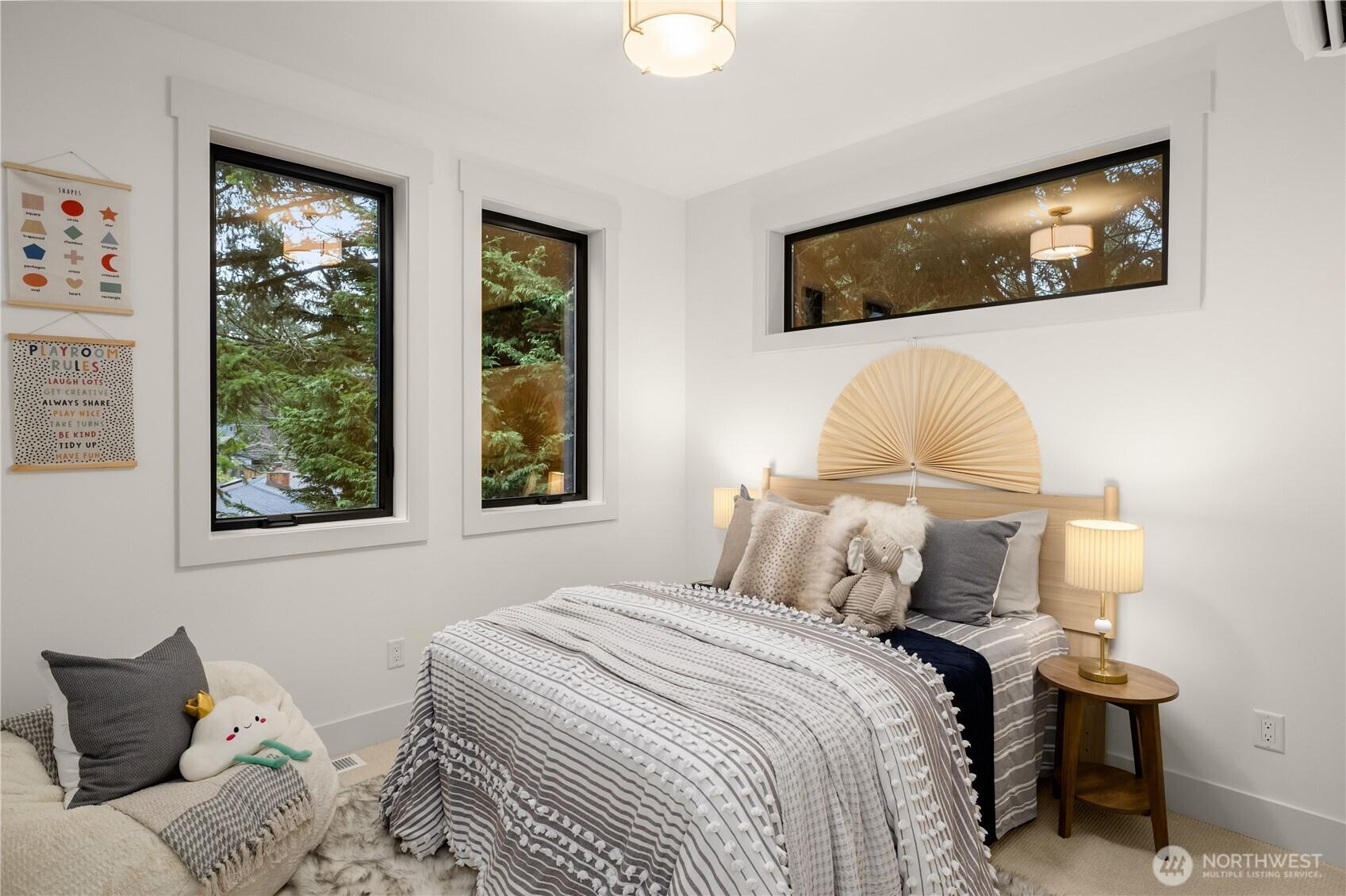 BELLEVUE, Washington, 98006, United States, 3 Bedrooms Bedrooms, ,3 BathroomsBathrooms,Residential,For Sale,1999825