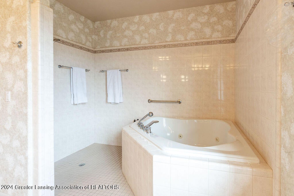 109 Daggertail Lane, Okemos, Michigan, 48864, United States, 4 Bedrooms Bedrooms, ,Residential,For Sale,109 Daggertail Lane,1668513