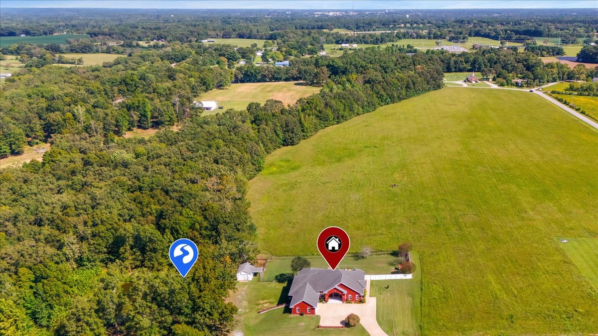 Leoma, Tennessee, 38468, United States, 3 Bedrooms Bedrooms, ,3 BathroomsBathrooms,Residential,For Sale,1938715