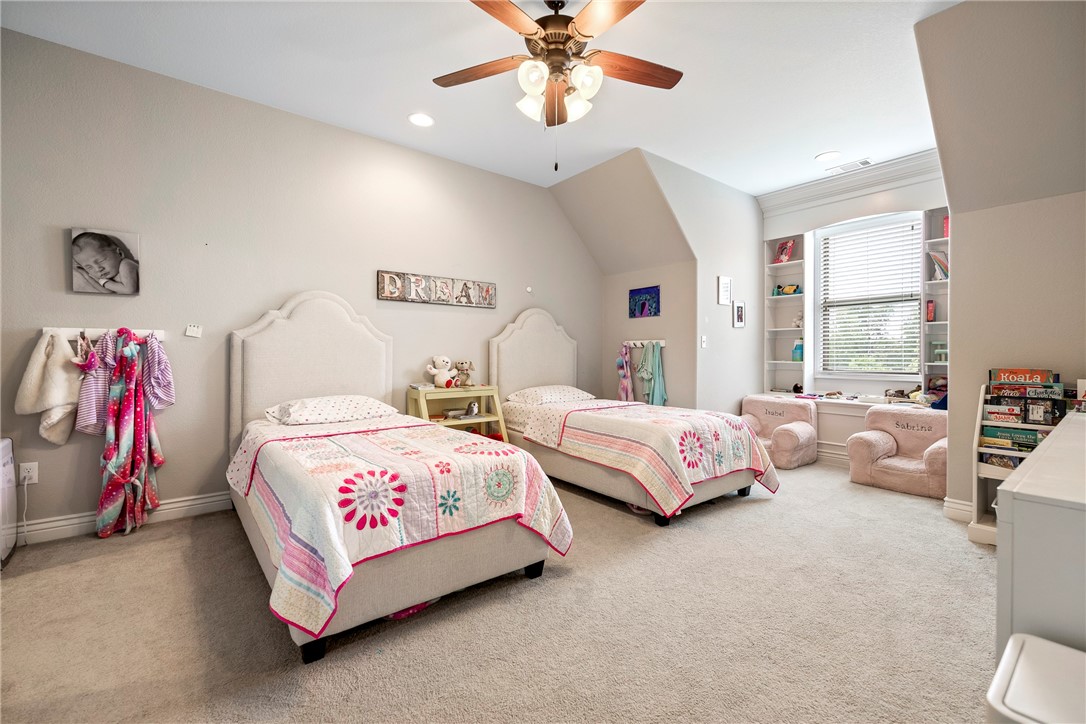 Bentonville, Arkansas, 72712, United States, 5 Bedrooms Bedrooms, ,5 BathroomsBathrooms,Residential,For Sale,1895403
