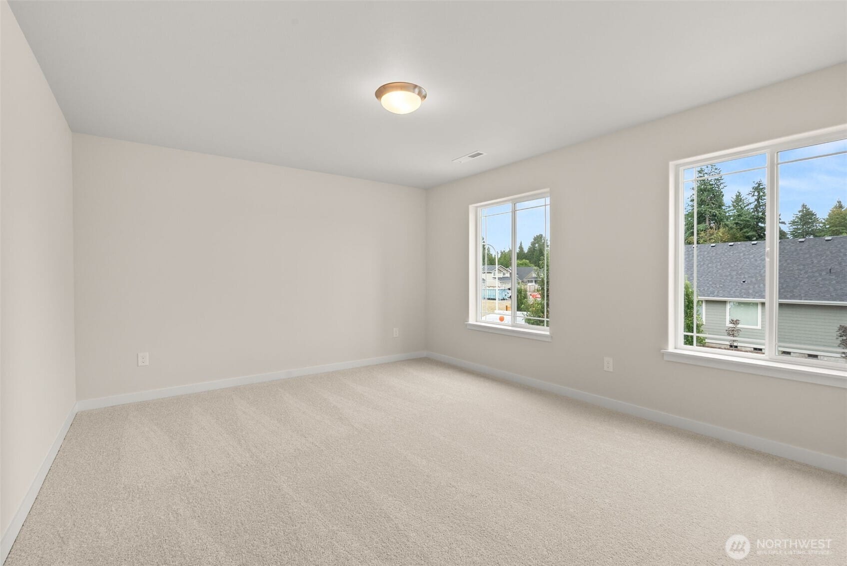 Tumwater, Washington, 98512, United States, 4 Bedrooms Bedrooms, ,3 BathroomsBathrooms,Residential,For Sale,1897301