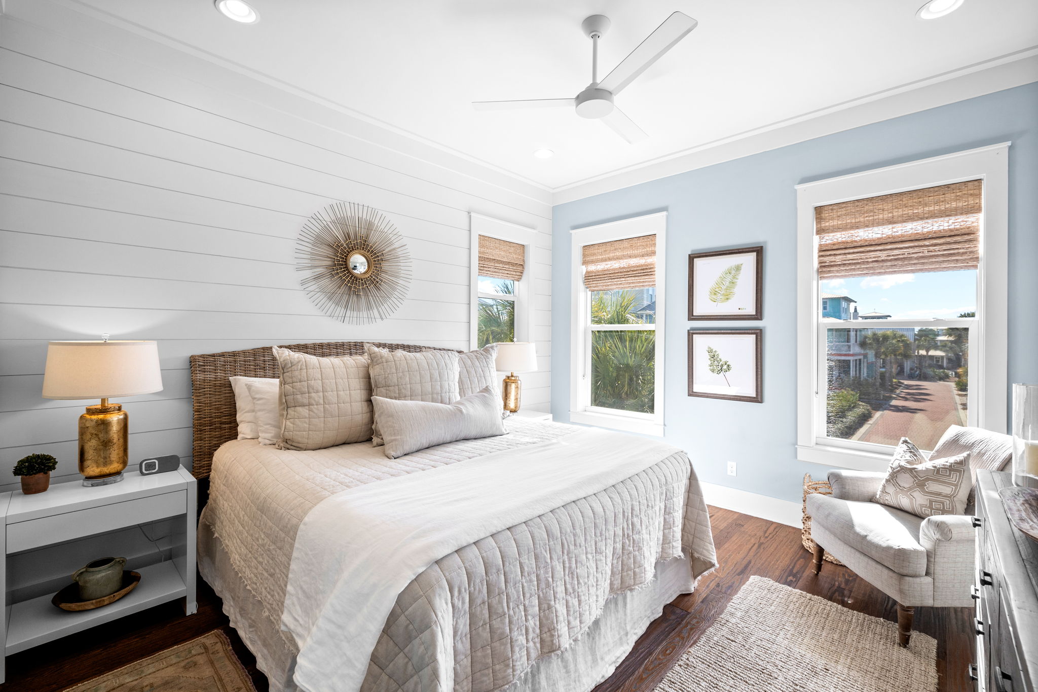  Updated Beach House Close To Beach And Enviable Amenities - 物件實景