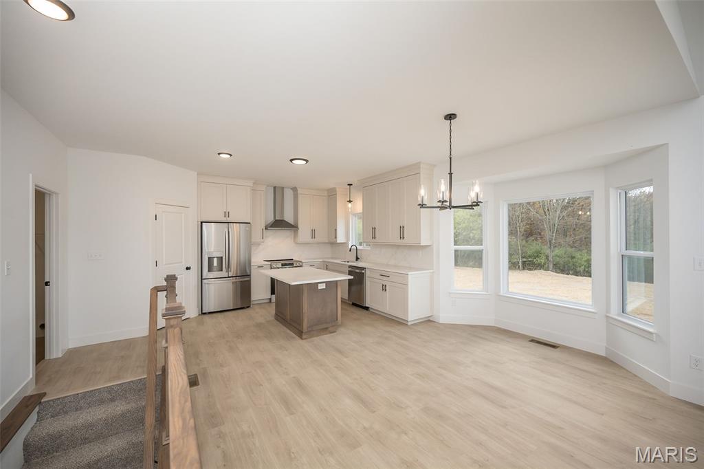 Troy, Missouri, 63379, United States, 3 Bedrooms Bedrooms, ,2 BathroomsBathrooms,Residential,For Sale,1993491