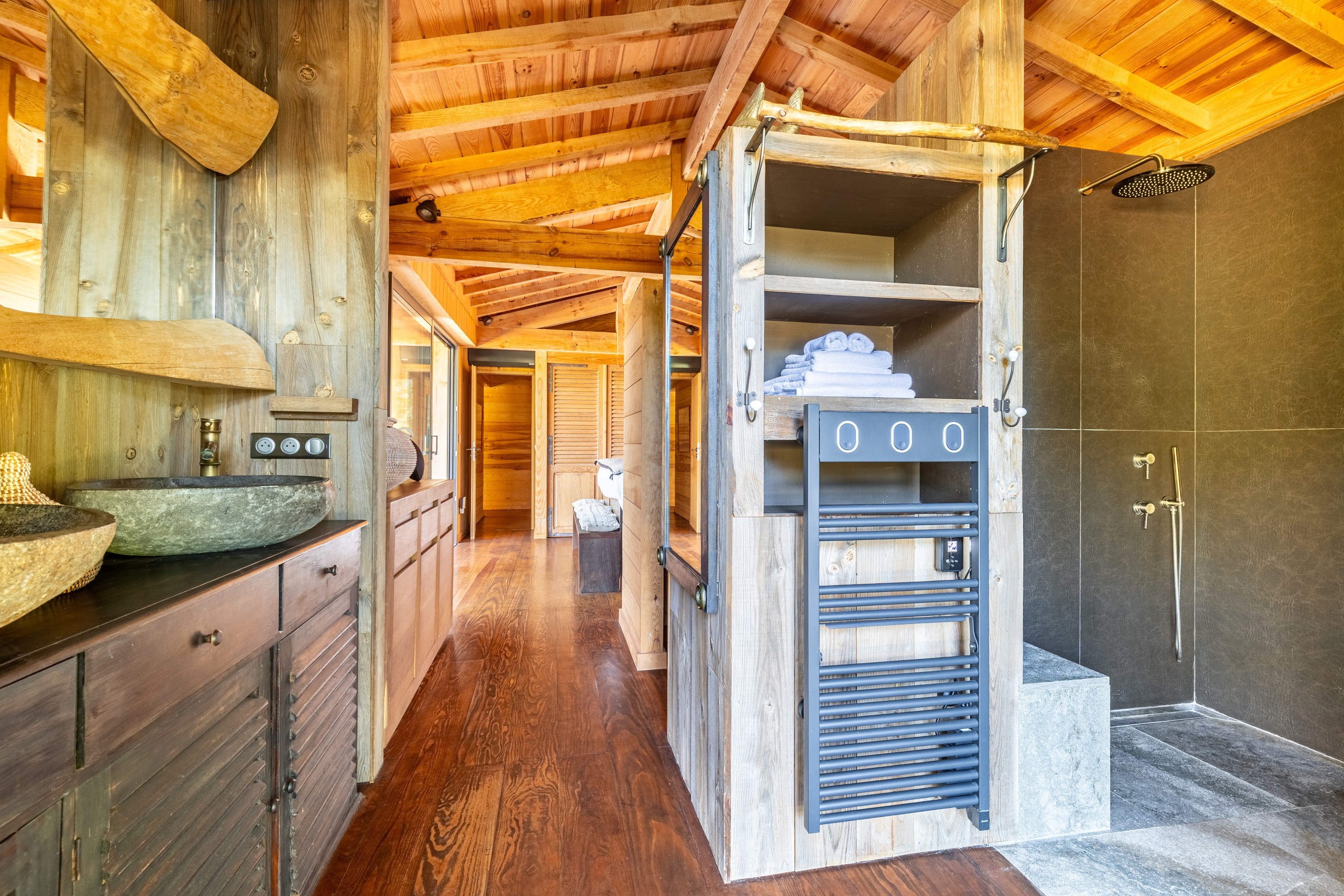  LA TESTE DE BUCH - SUBLIME WOODEN VILLA - SUPERB SWIMMING POOL - OUTBUILDING - … - 物件實景