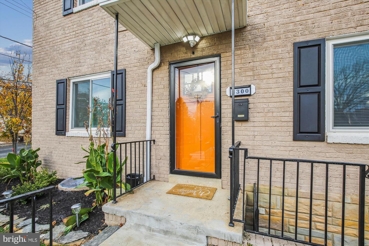 3300 18th Pl Se, WASHINGTON, District Of Columbia, 20020, United States, 5 Bedrooms Bedrooms, ,3 BathroomsBathrooms,Residential,For Sale,3300 18th Pl Se,1431167
