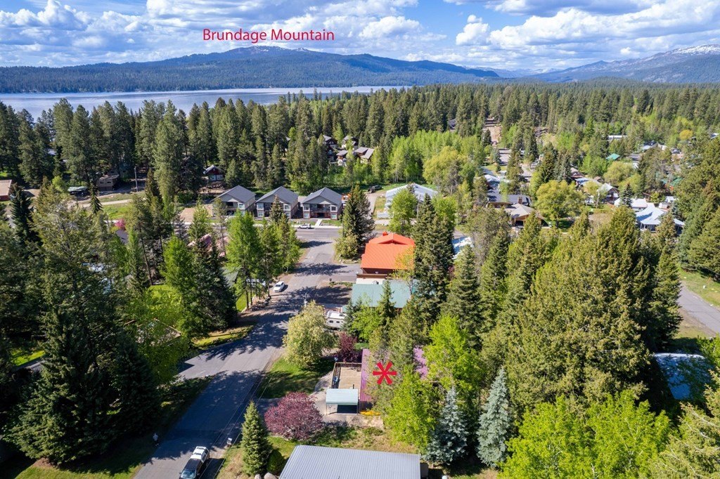 McCall, Idaho, 83638, United States, 3 Bedrooms Bedrooms, ,2 BathroomsBathrooms,Residential,For Sale,2049028