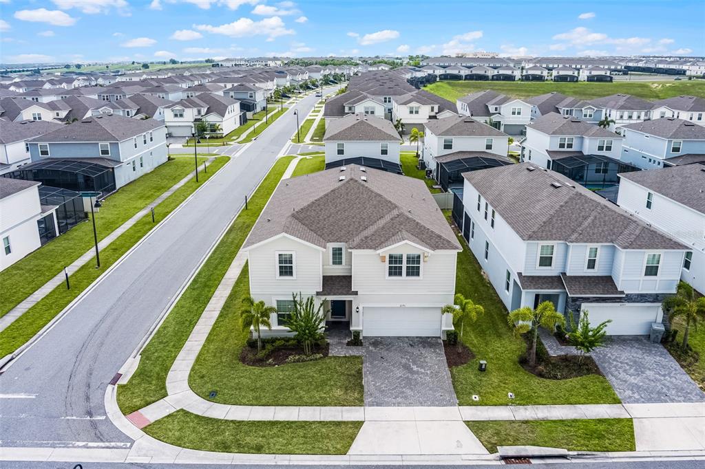 Davenport, Florida, 33897, United States, 10 Bedrooms Bedrooms, ,8 BathroomsBathrooms,Residential,For Sale,1897679