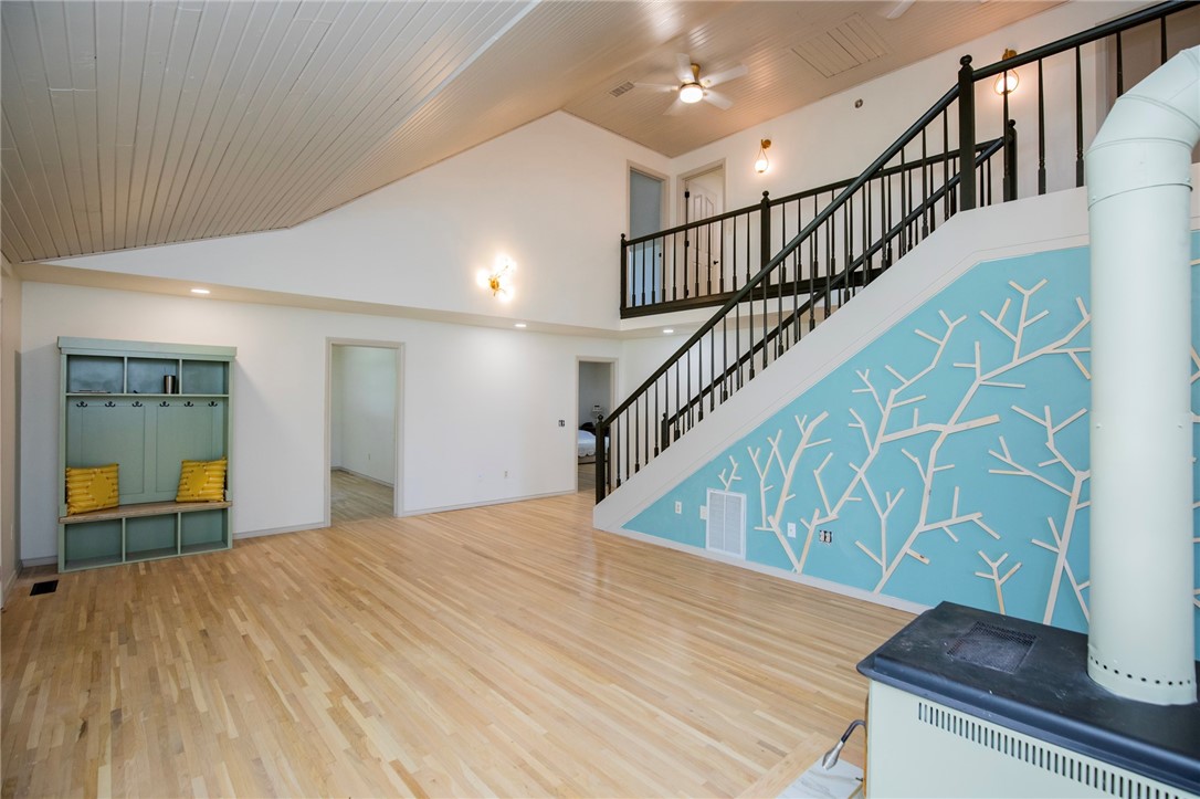 Siloam Springs, Arkansas, 72761, United States, 6 Bedrooms Bedrooms, ,4 BathroomsBathrooms,Residential,For Sale,1906870