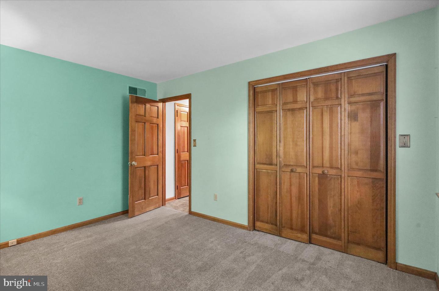 Lebanon, Pennsylvania, 17042, United States, 4 Bedrooms Bedrooms, ,3 BathroomsBathrooms,Residential,For Sale,1998150