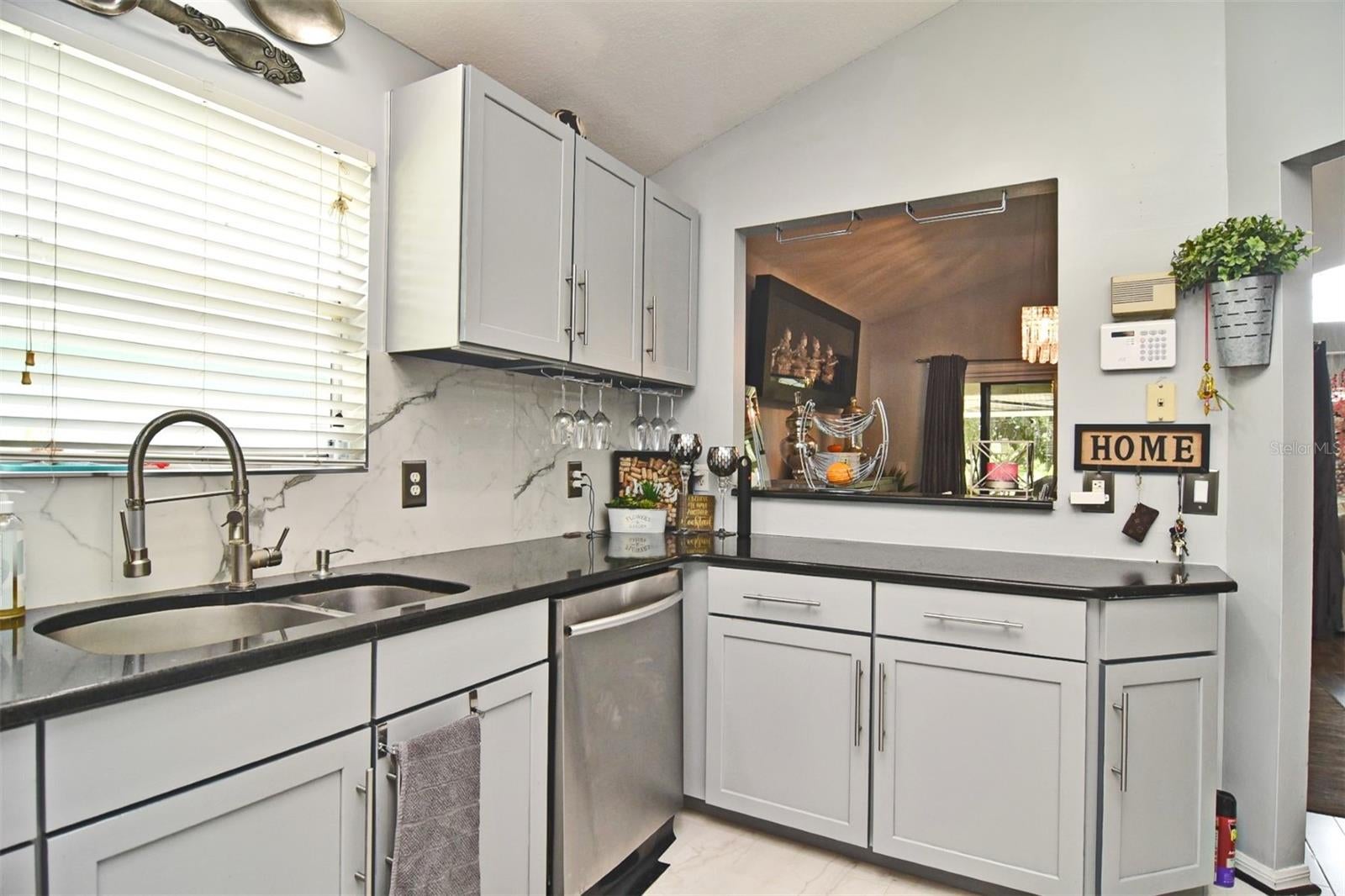 ALTAMONTE SPRINGS, Florida, 32701, United States, 3 Bedrooms Bedrooms, ,4 BathroomsBathrooms,Residential,For Sale,1928299
