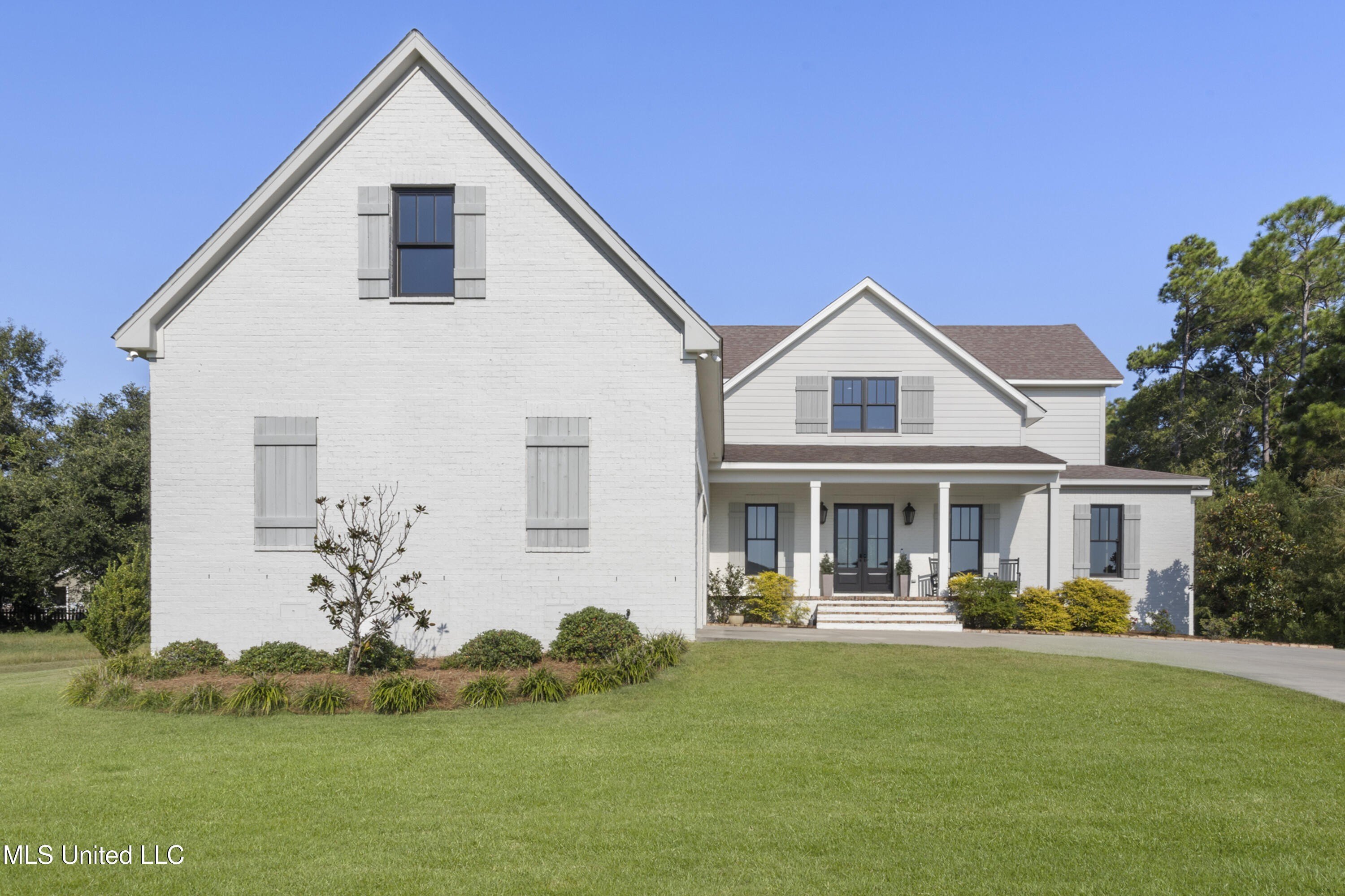 Biloxi, Mississippi, 39531, United States, 4 Bedrooms Bedrooms, ,4 BathroomsBathrooms,Residential,For Sale,1978703