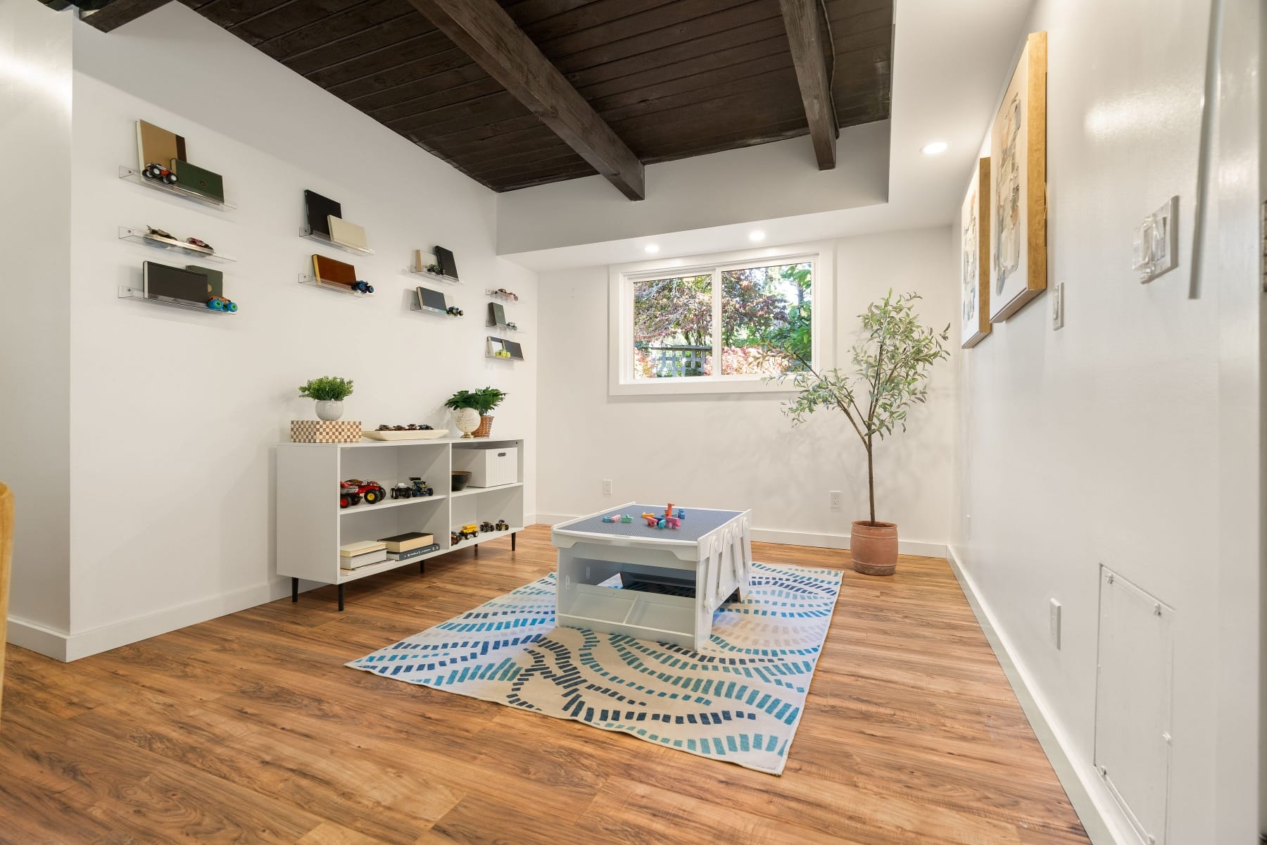  8090 SW CARMEL CT Portland, OR 97223 - 物件實景