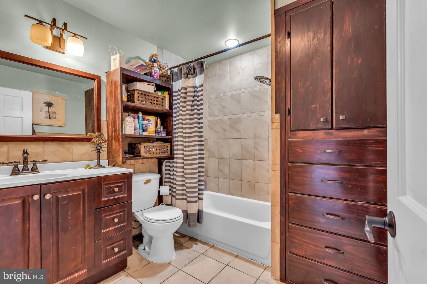 Audubon, New Jersey, 08106, United States, 4 Bedrooms Bedrooms, ,2 BathroomsBathrooms,Residential,For Sale,1989339