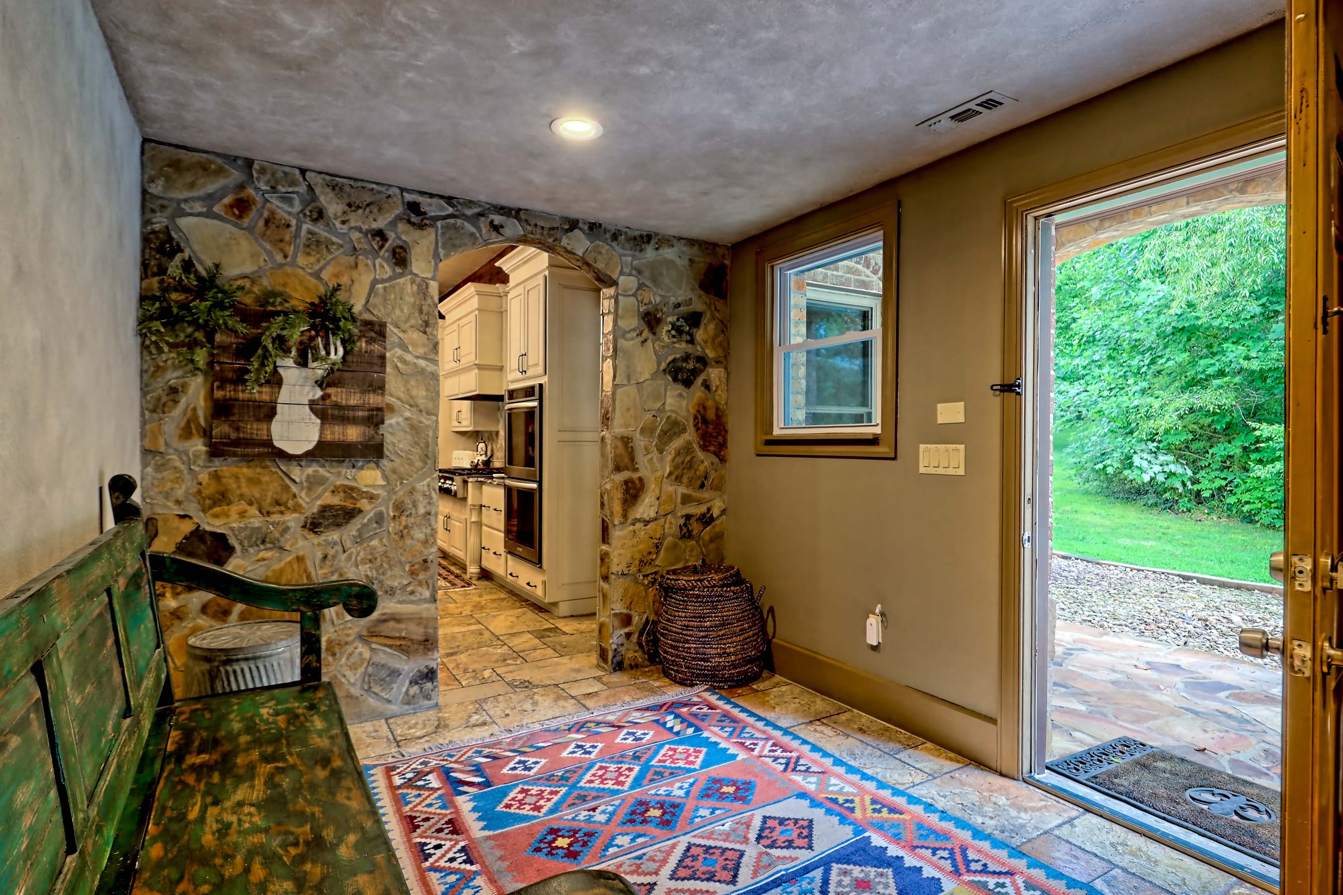  Tuscan Villa in Northeast Georgia Mountains - 物件實景