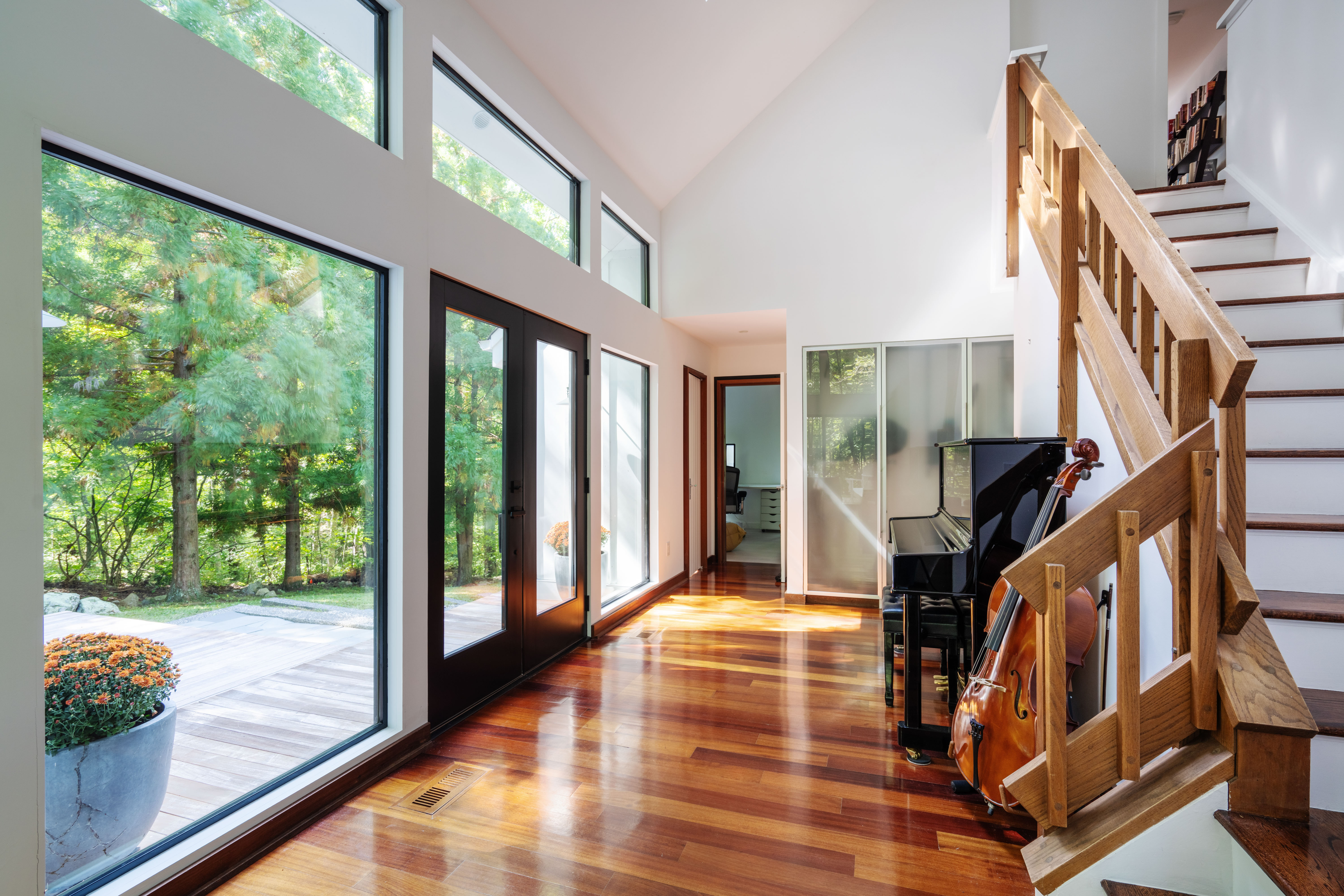  Sunlit Architectural Modern Home - 物件實景