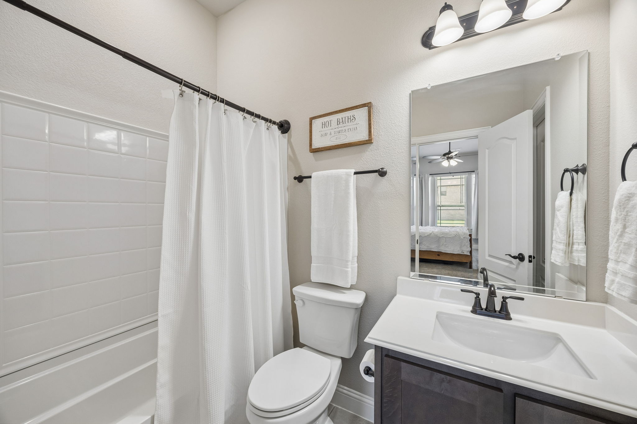  1005 Longbow Lane, Crowley, TX, 76036 - 物件實景