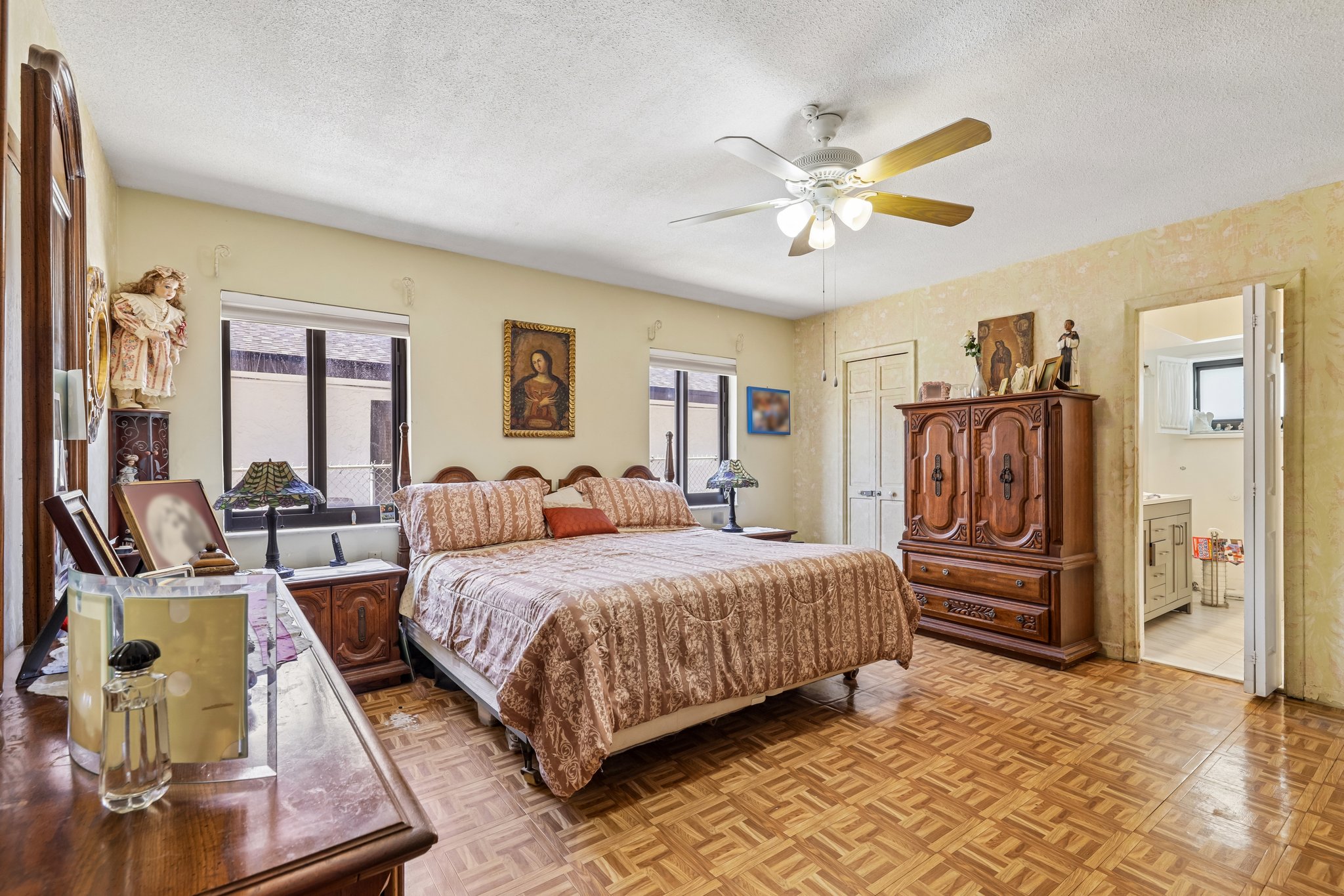  19805 NE 22nd Ave, Miami, FL, 33180 - 物件實景