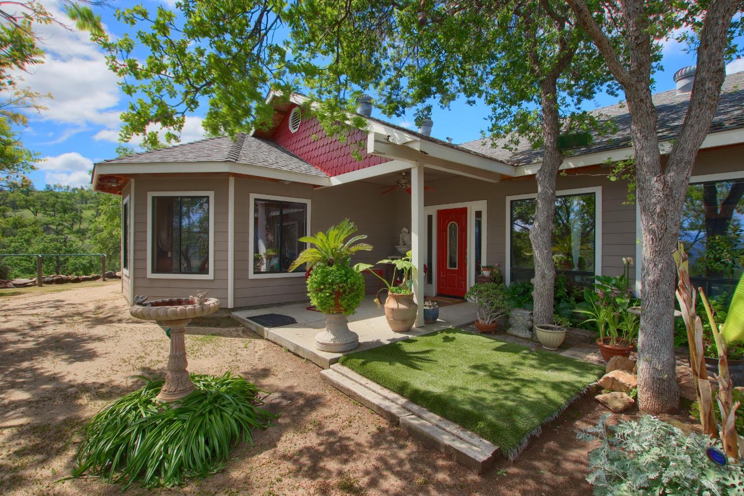 Coarsegold, California, 93614, United States, 3 Bedrooms Bedrooms, ,2 BathroomsBathrooms,Residential,For Sale,2006317