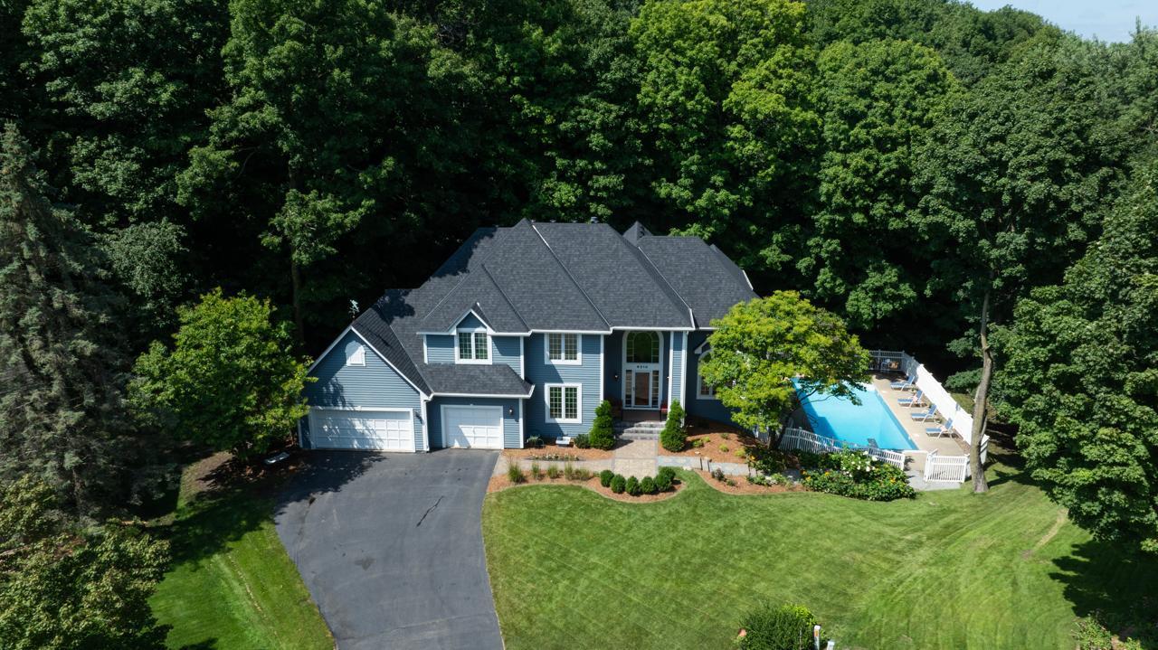 Chanhassen, Minnesota, 55317, United States, 5 Bedrooms Bedrooms, ,3 BathroomsBathrooms,Residential,For Sale,1926226