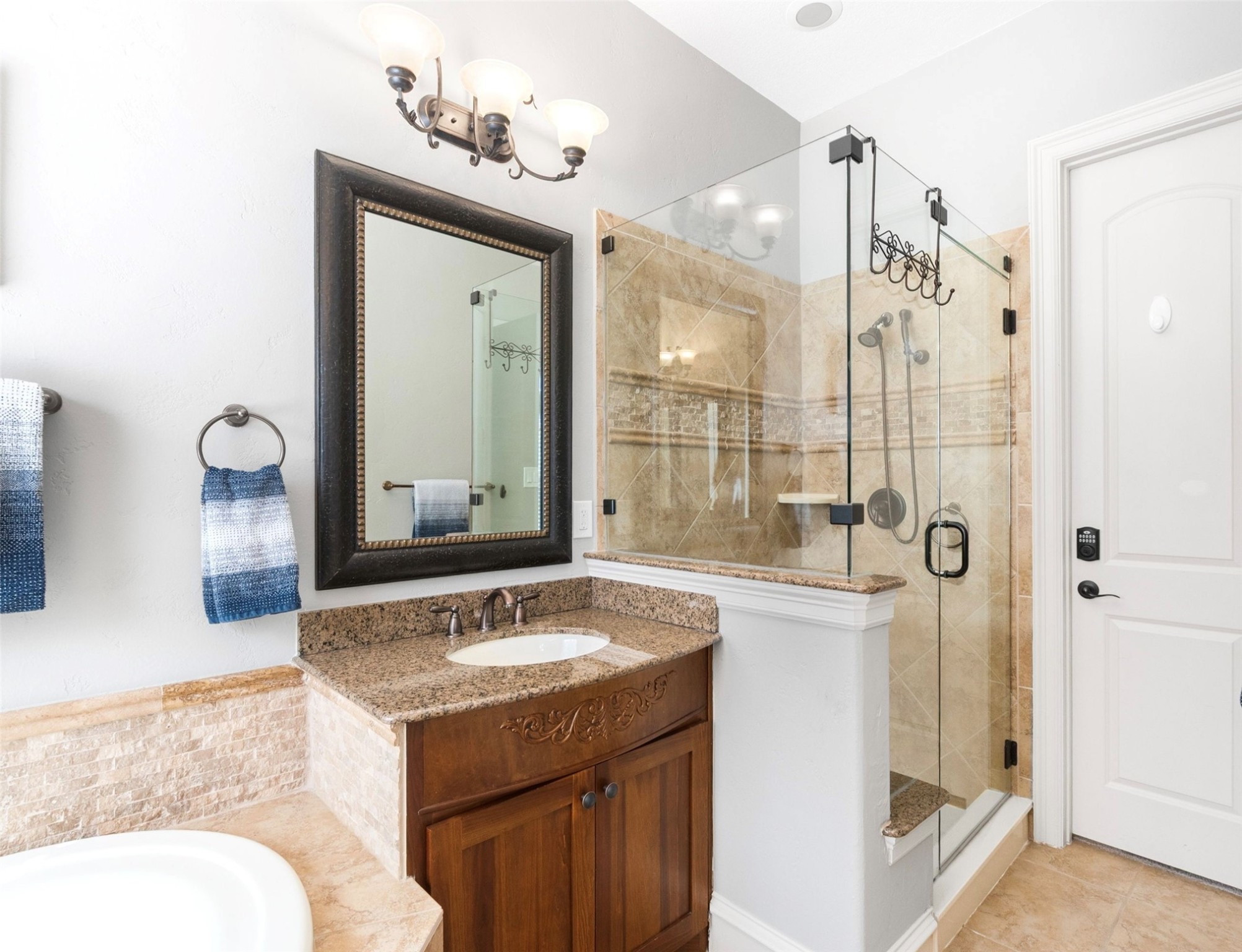 Plano, Texas, 75024, United States, 4 Bedrooms Bedrooms, ,4 BathroomsBathrooms,Residential,For Sale,1949357