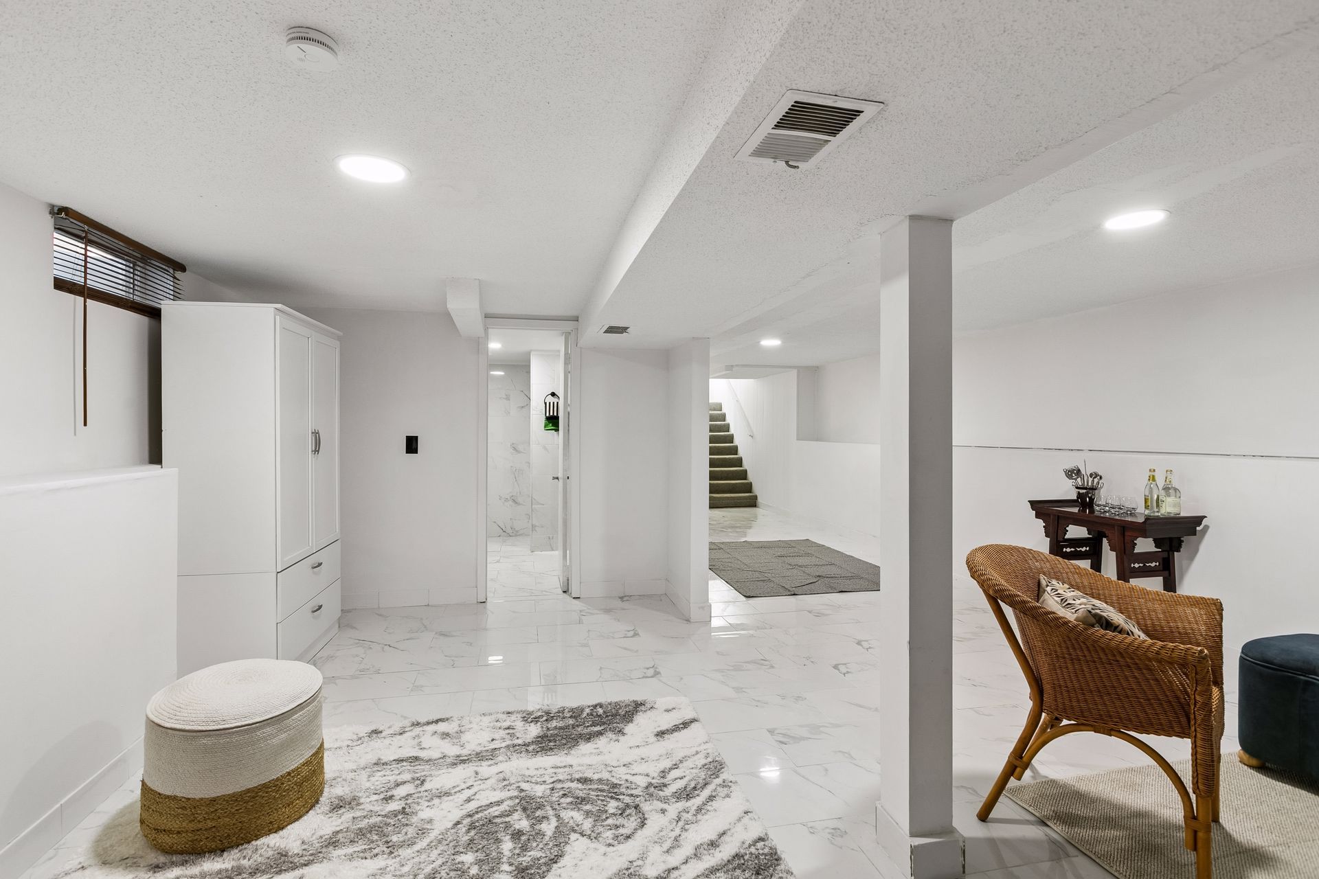  Modern Rambler with Designer Finishes - 物件實景