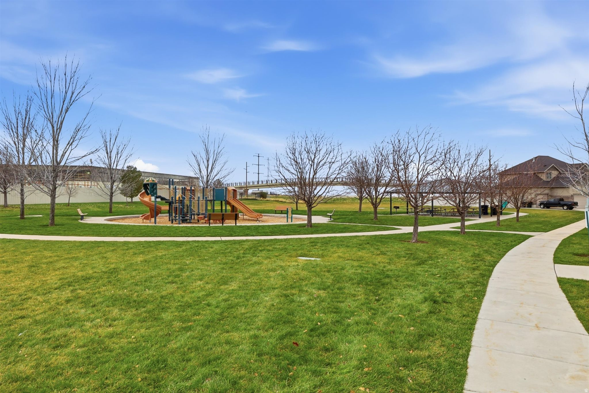 Woods Cross, Utah, 84087, United States, 6 Bedrooms Bedrooms, ,3 BathroomsBathrooms,Residential,For Sale,2002184