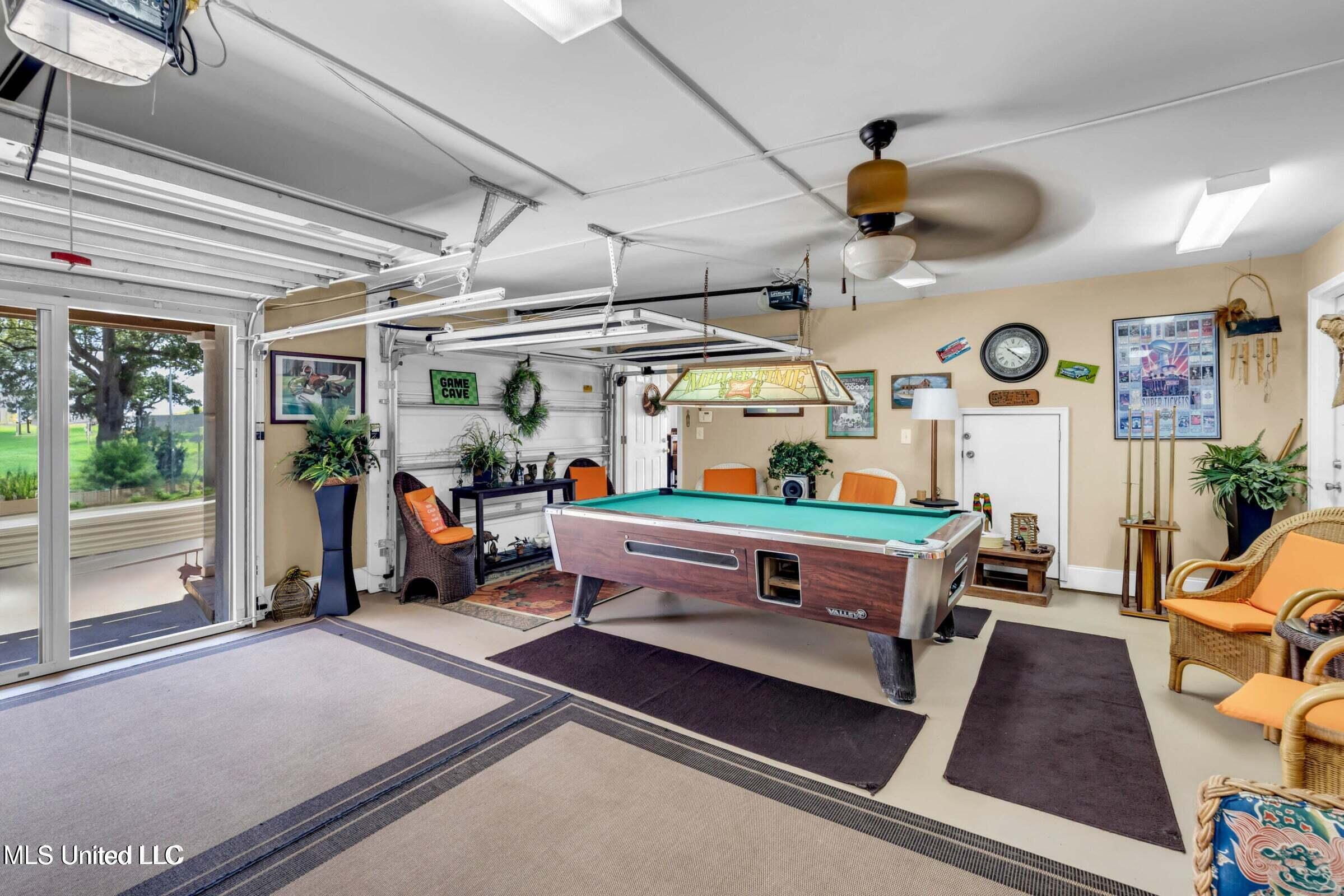 Biloxi, Mississippi, 39530, United States, 3 Bedrooms Bedrooms, ,3 BathroomsBathrooms,Residential,For Sale,1991800