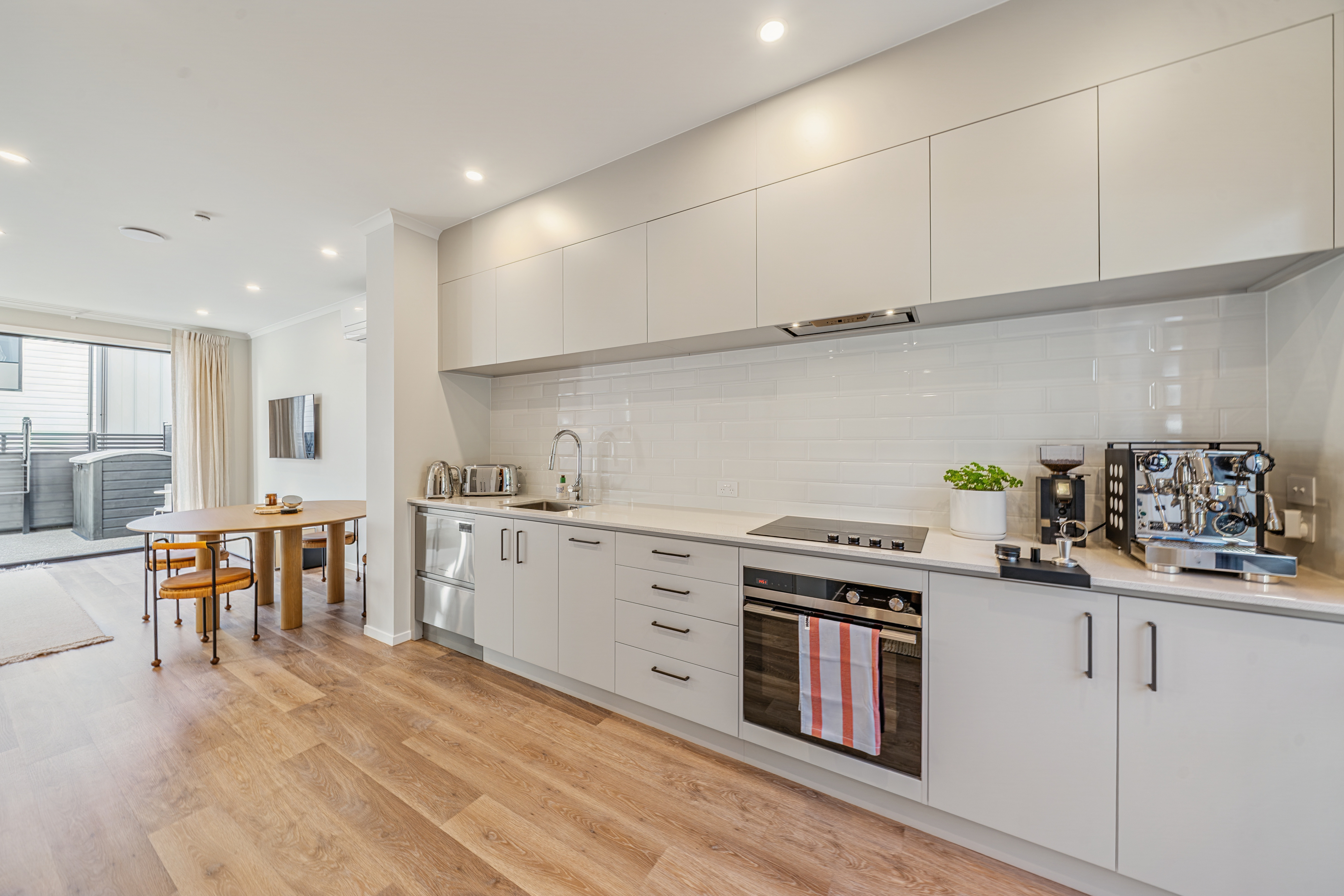  18 Joseph Bolton Crescent, Wallaceville, upper Hutt - 物件實景