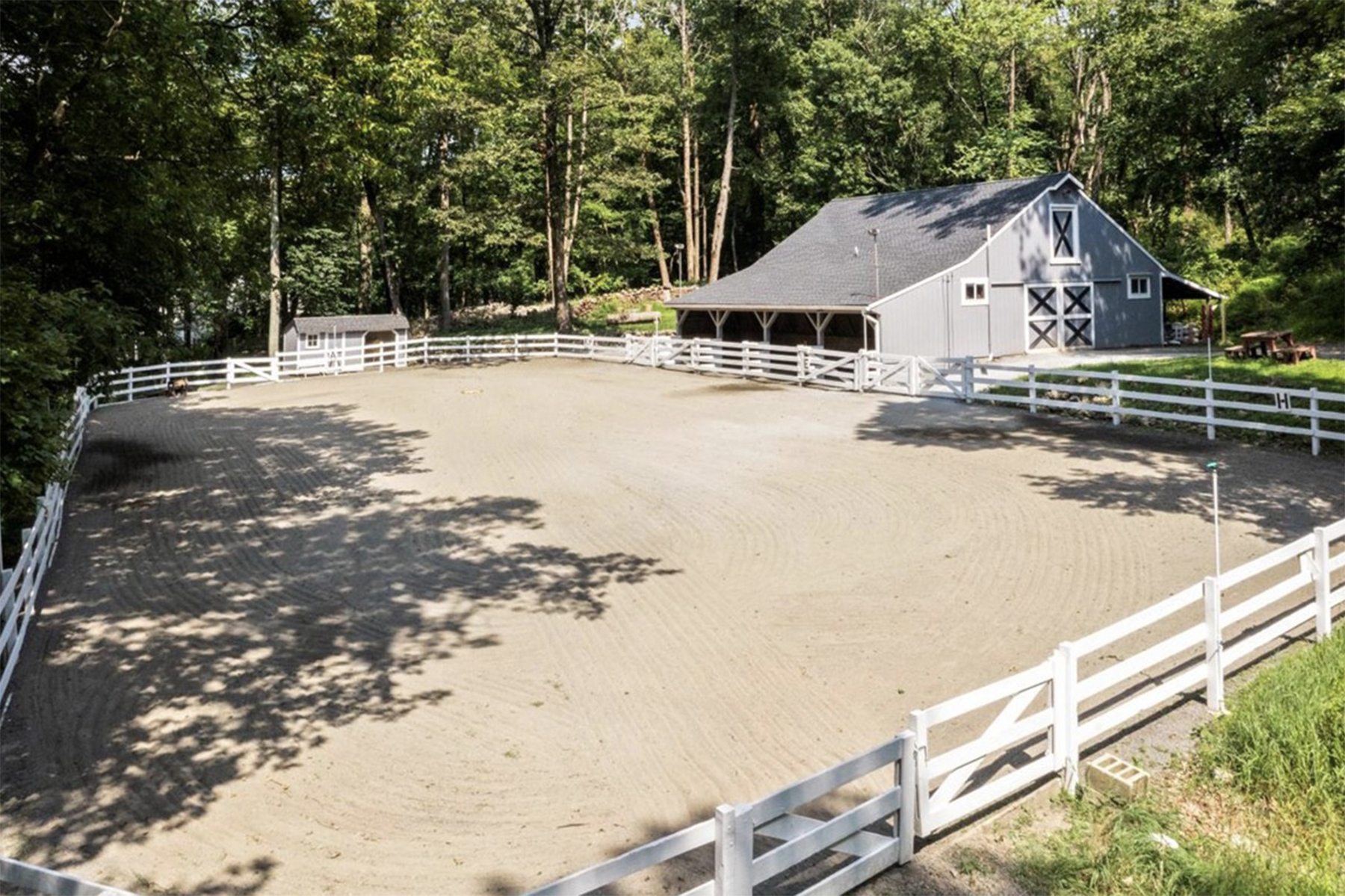  Updated Tewksbury Hobby Farm - 物件實景